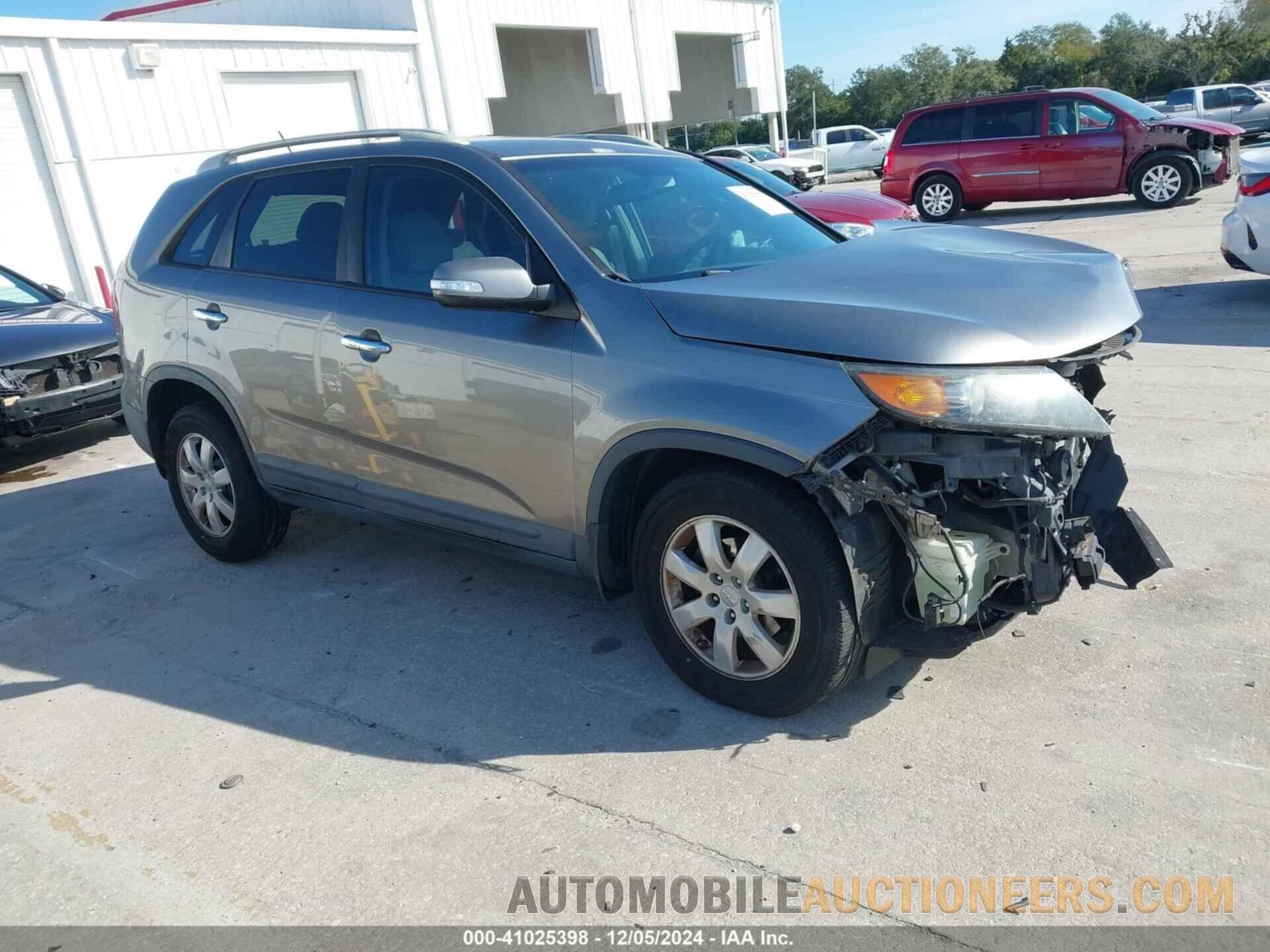 5XYKT3A60DG415601 KIA SORENTO 2013