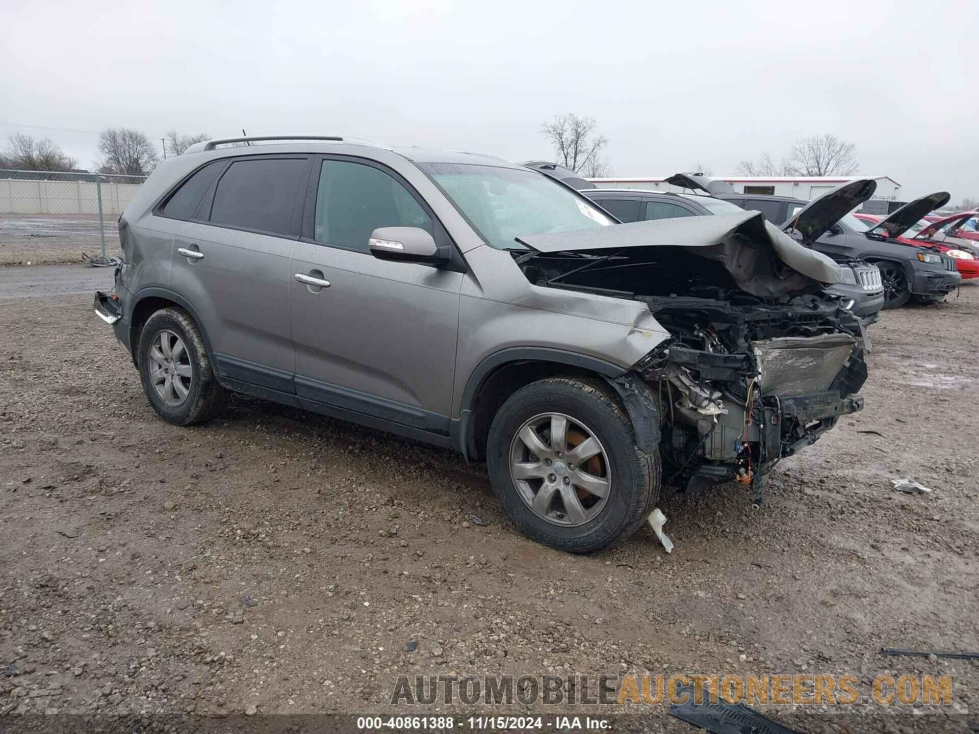 5XYKT3A60DG423018 KIA SORENTO 2013