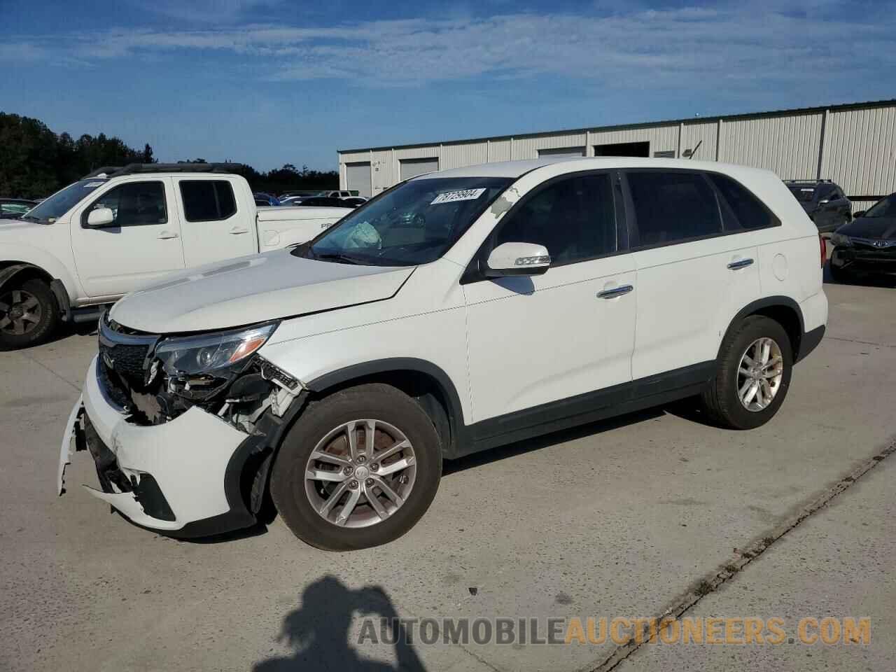 5XYKT3A60FG587548 KIA SORENTO 2015