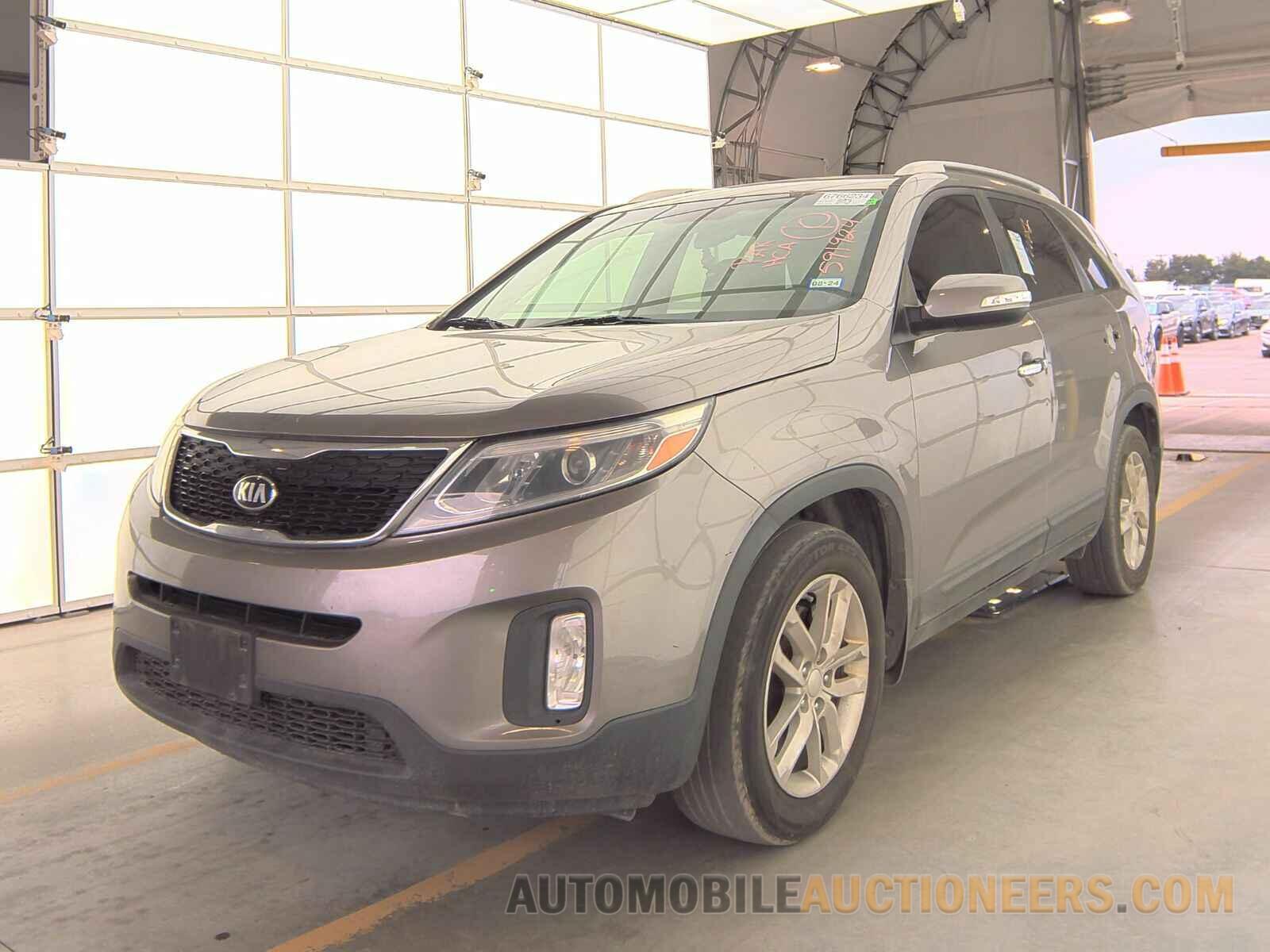 5XYKT3A60FG591924 Kia Sorento 2015