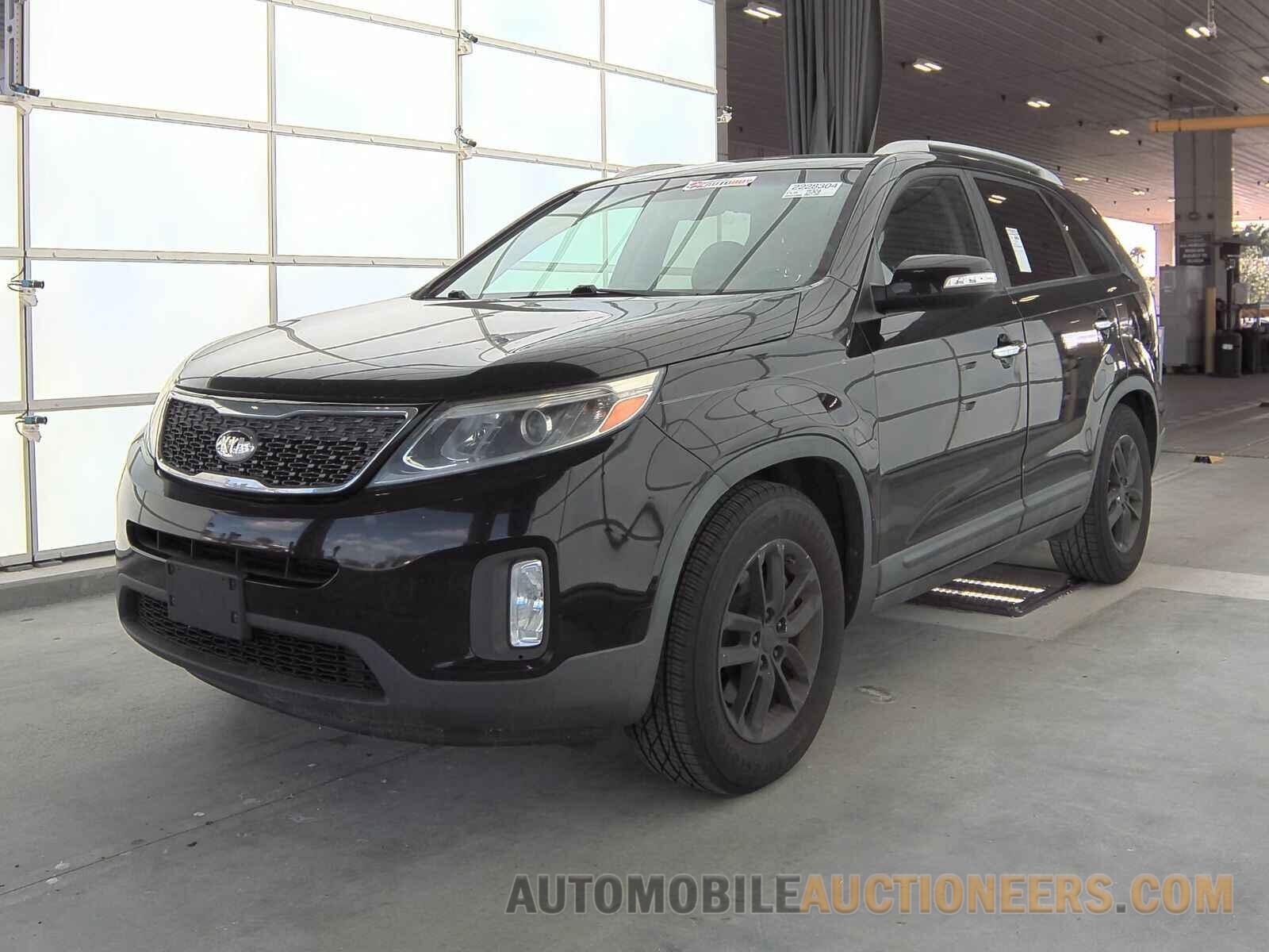 5XYKT3A60FG601089 Kia Sorento 2015