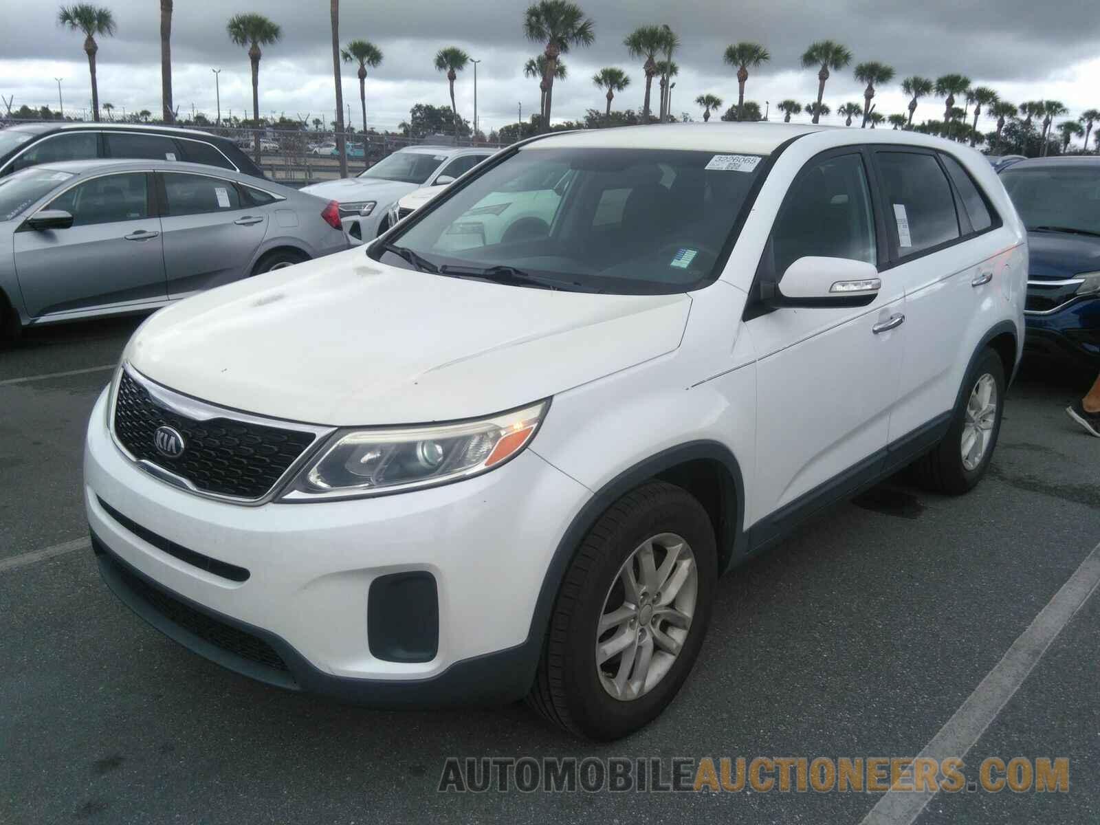 5XYKT3A60FG644086 Kia Sorento 2015