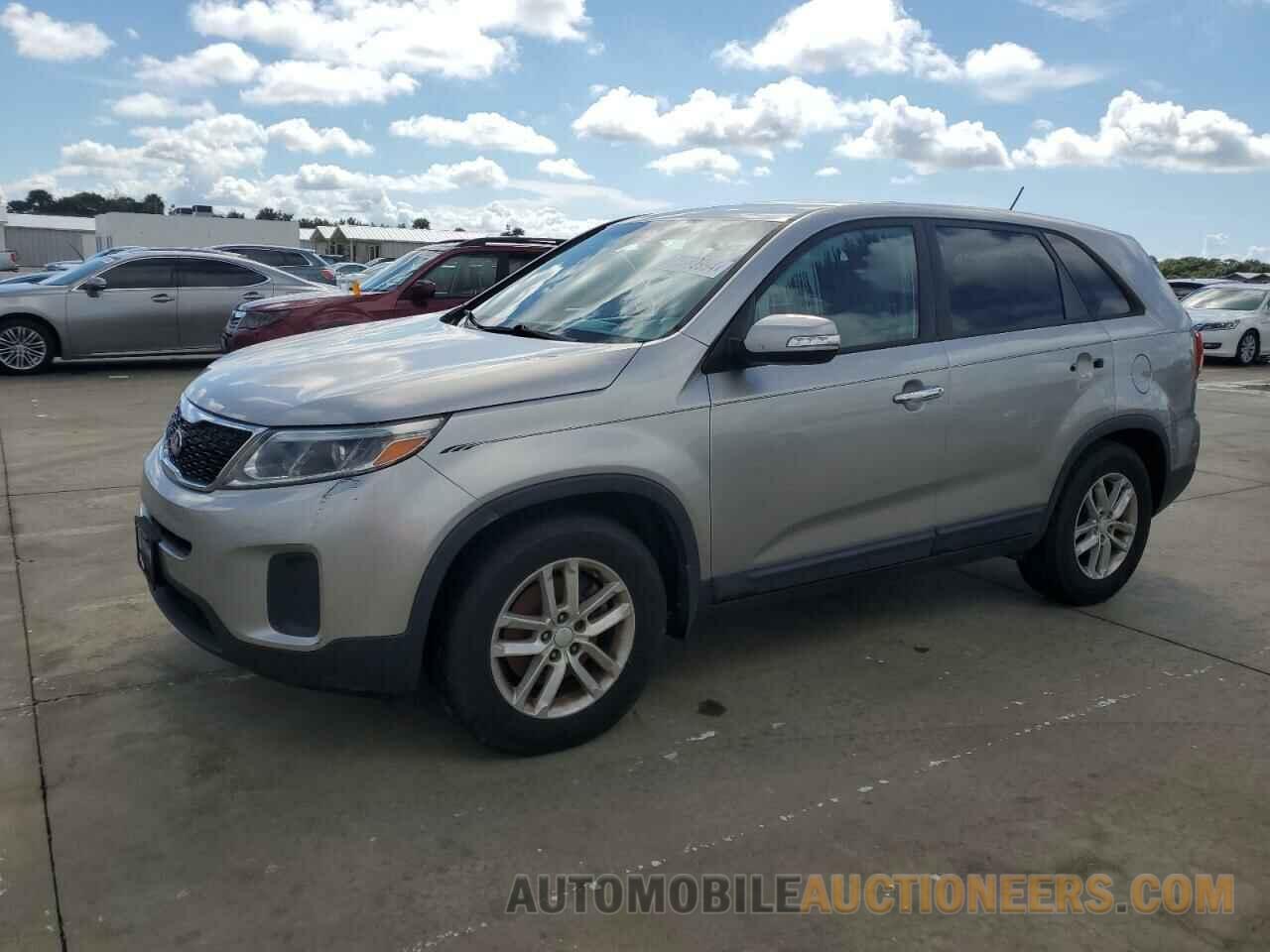 5XYKT3A61FG560651 KIA SORENTO 2015