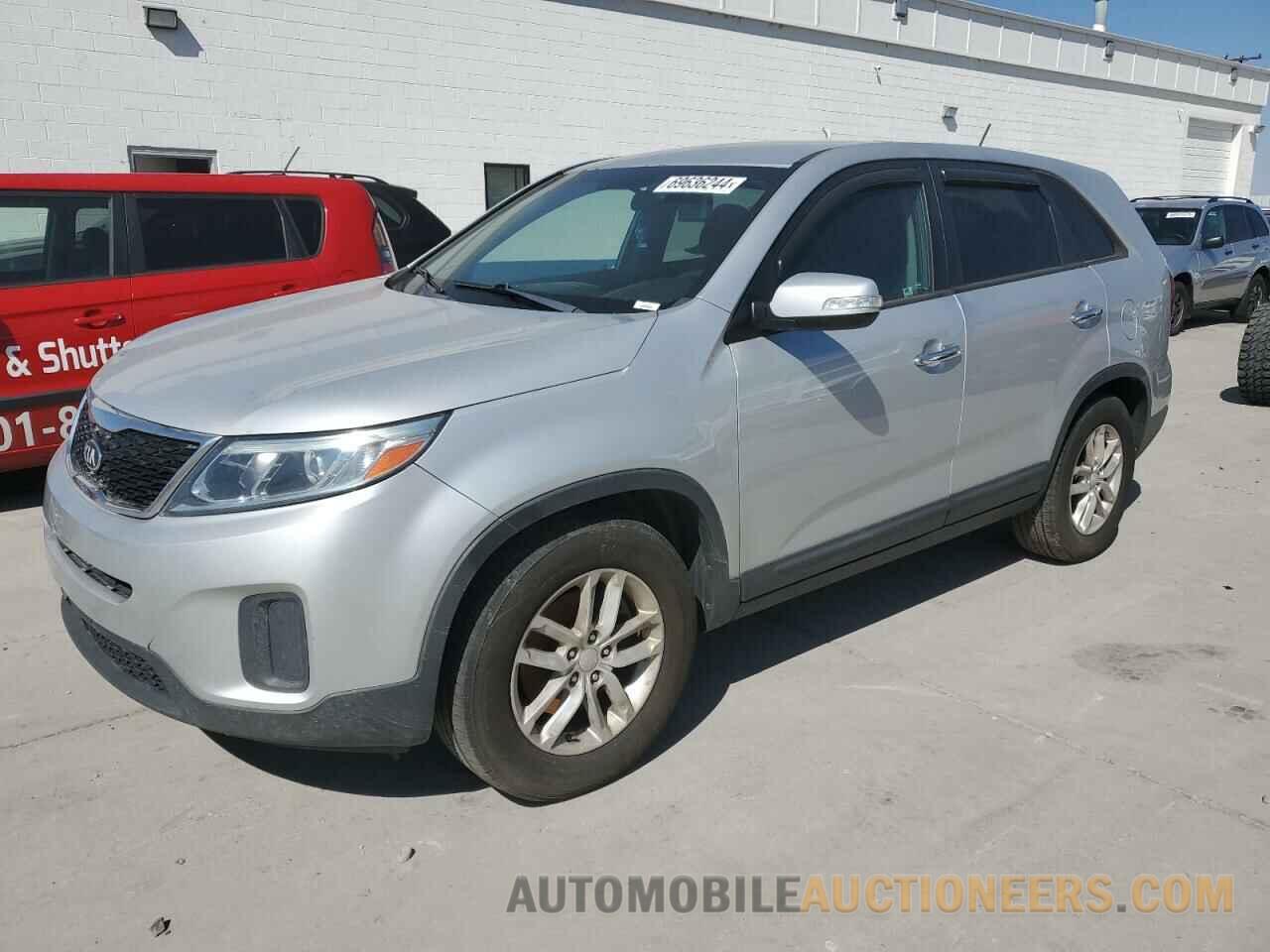 5XYKT3A61FG593908 KIA SORENTO 2015