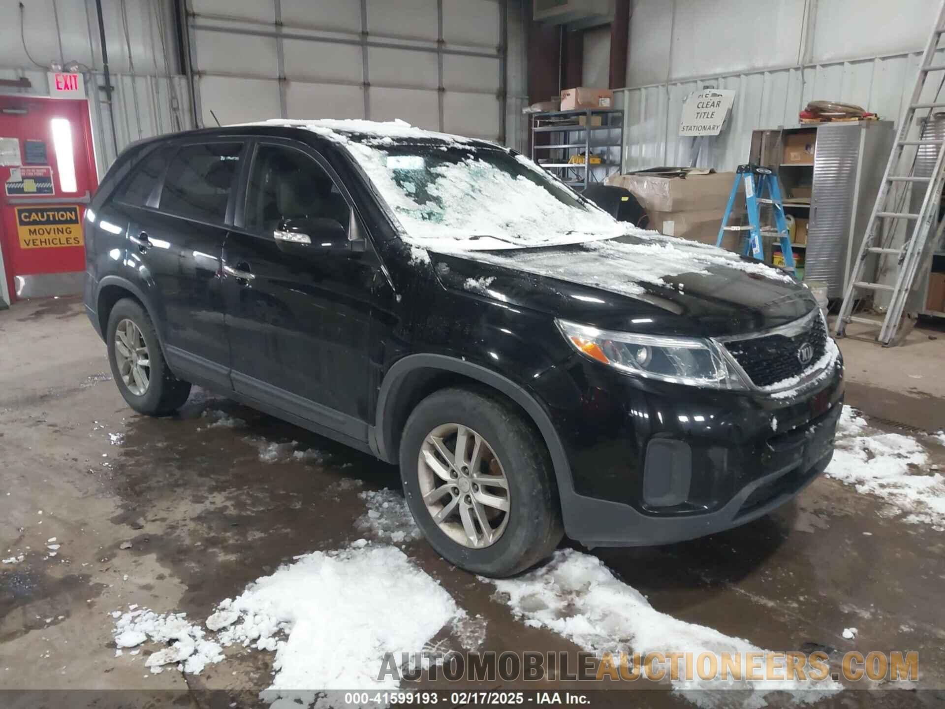 5XYKT3A62FG575403 KIA SORENTO 2015