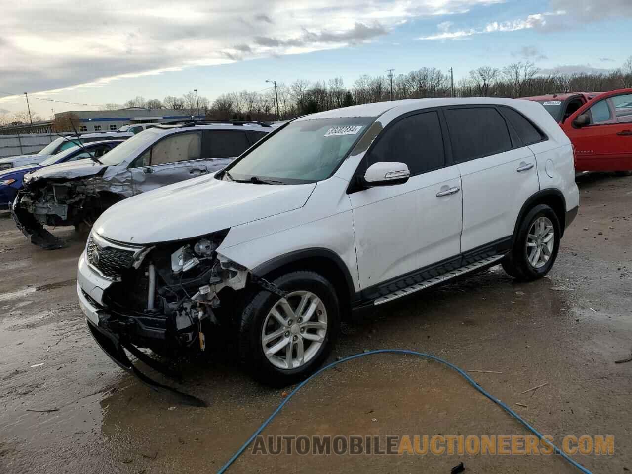 5XYKT3A63EG426805 KIA SORENTO 2014