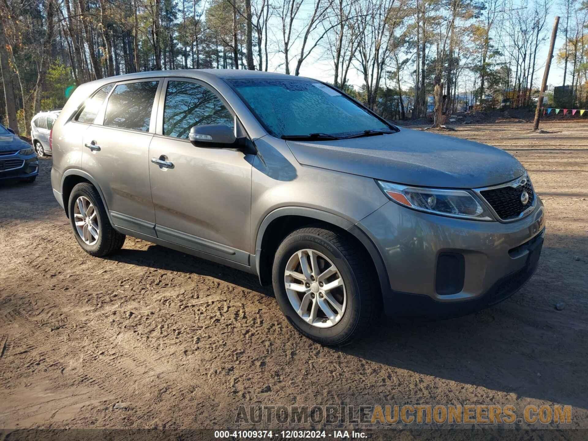 5XYKT3A63FG565382 KIA SORENTO 2015