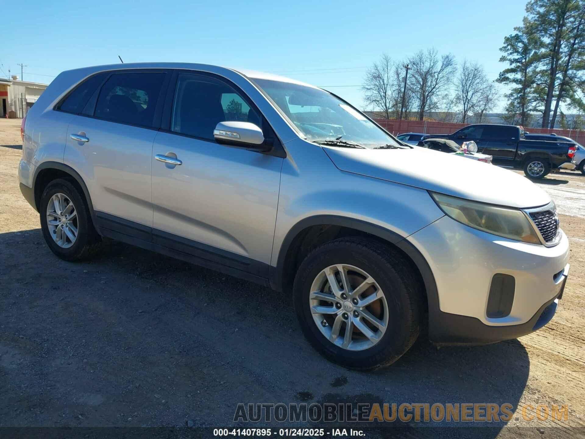 5XYKT3A63FG595644 KIA SORENTO 2015