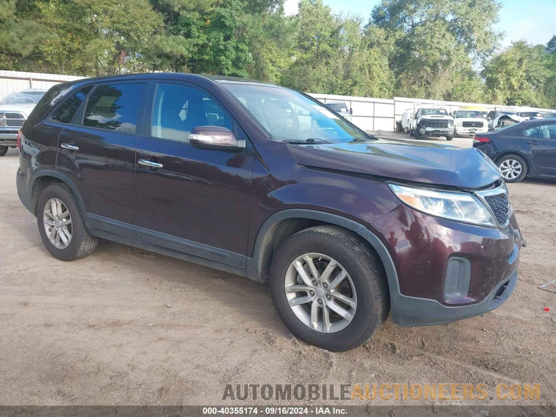 5XYKT3A63FG613995 KIA SORENTO 2015