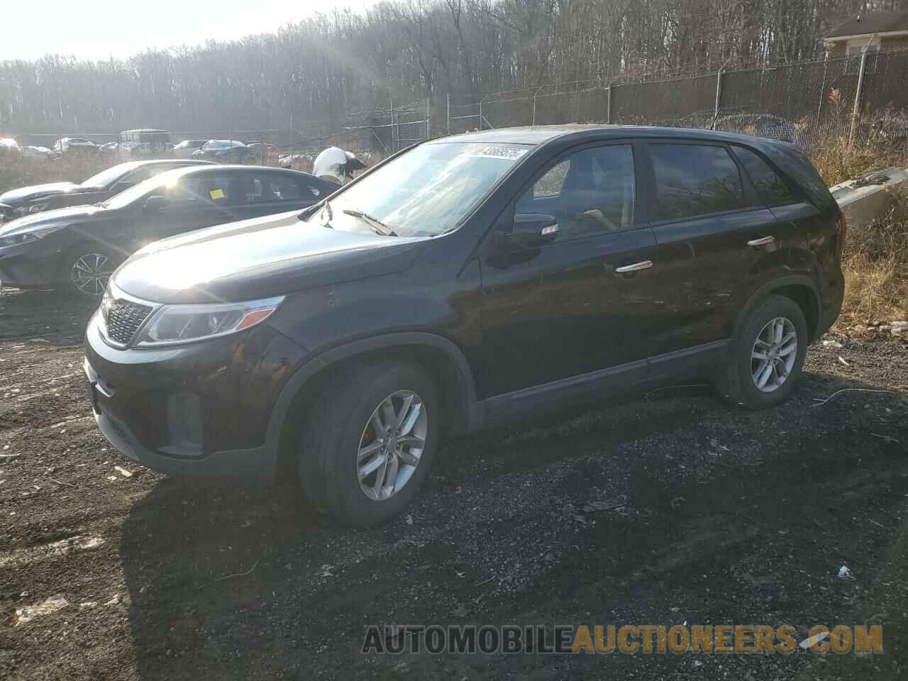 5XYKT3A63FG621286 KIA SORENTO 2015