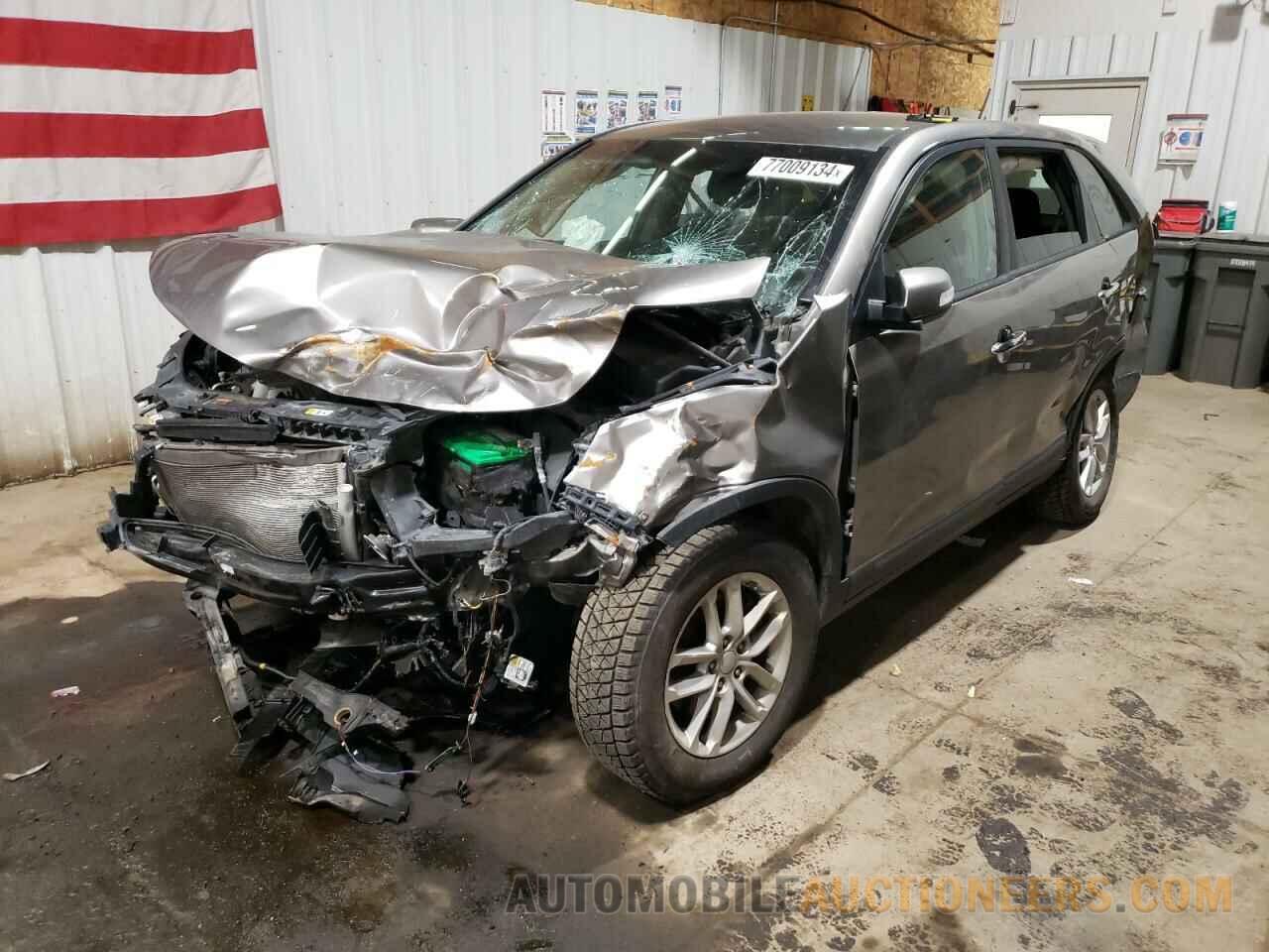 5XYKT3A63FG631395 KIA SORENTO 2015