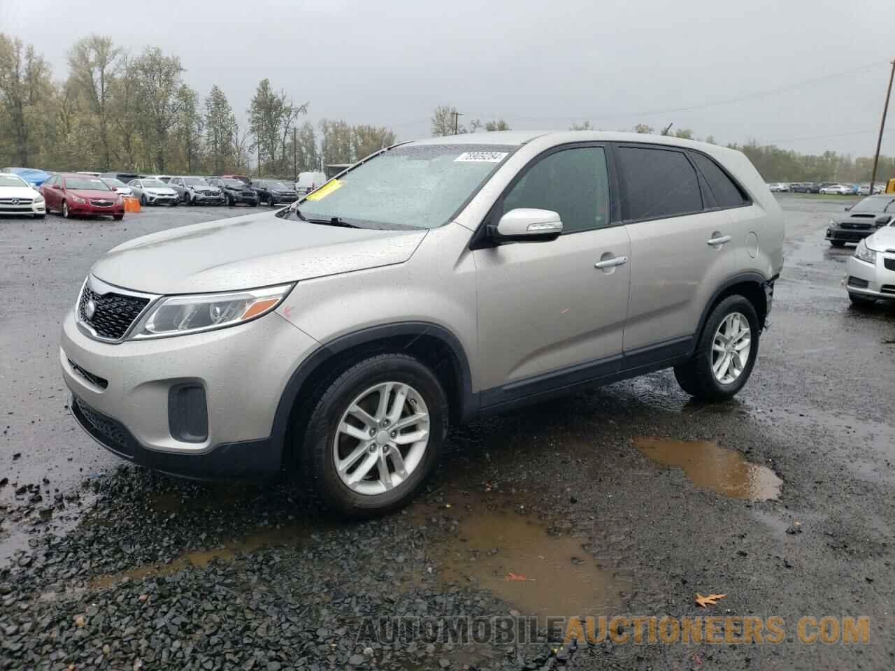 5XYKT3A64FG573989 KIA SORENTO 2015