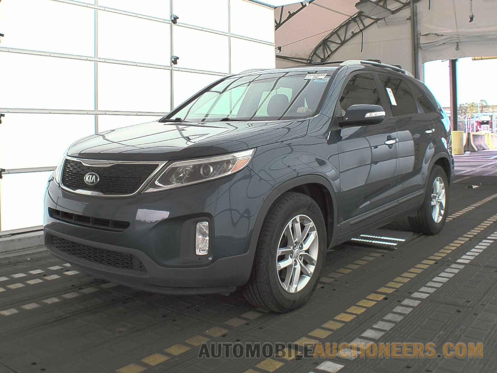 5XYKT3A64FG607896 Kia Sorento 2015