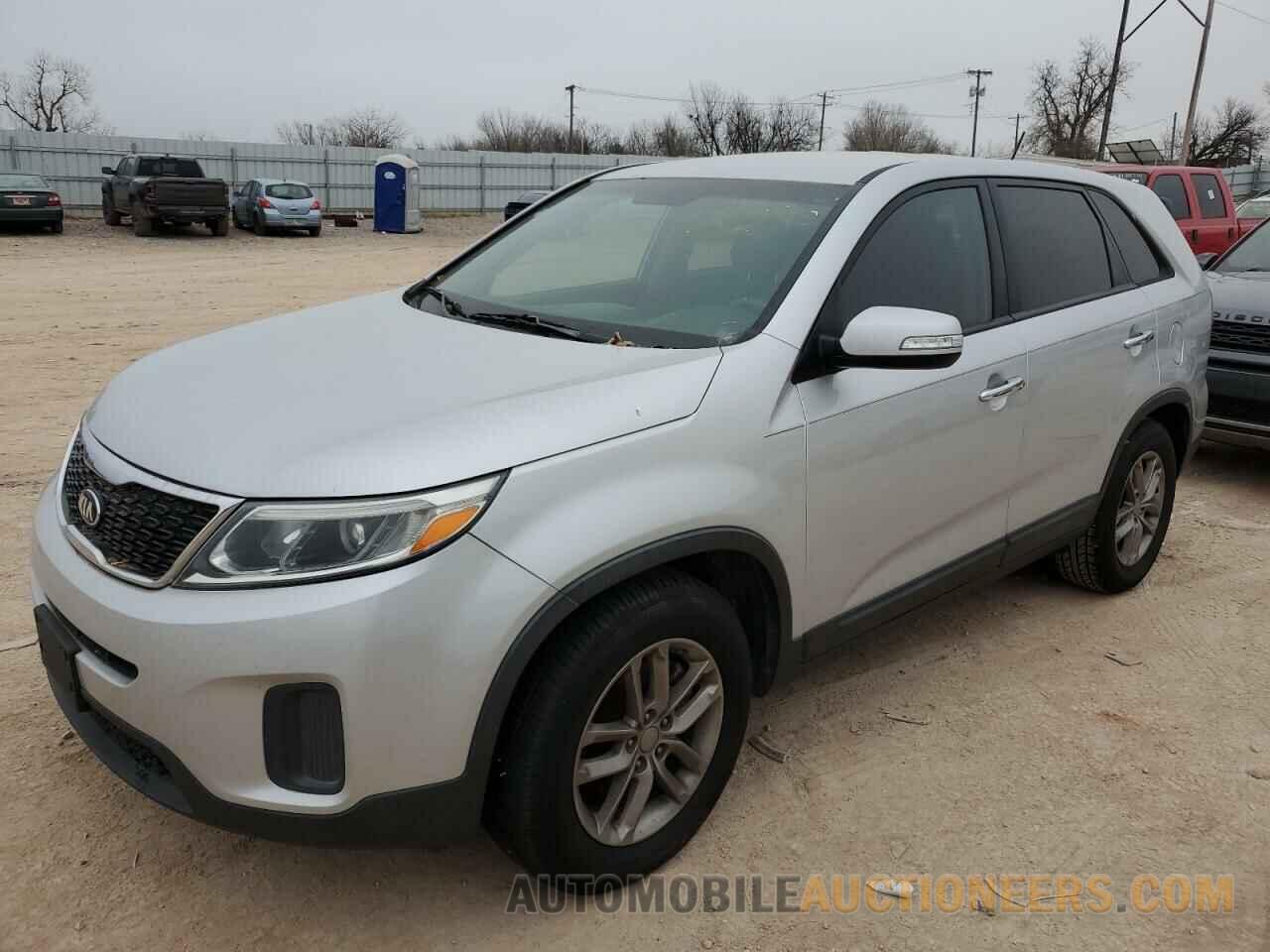 5XYKT3A64FG610460 KIA SORENTO 2015