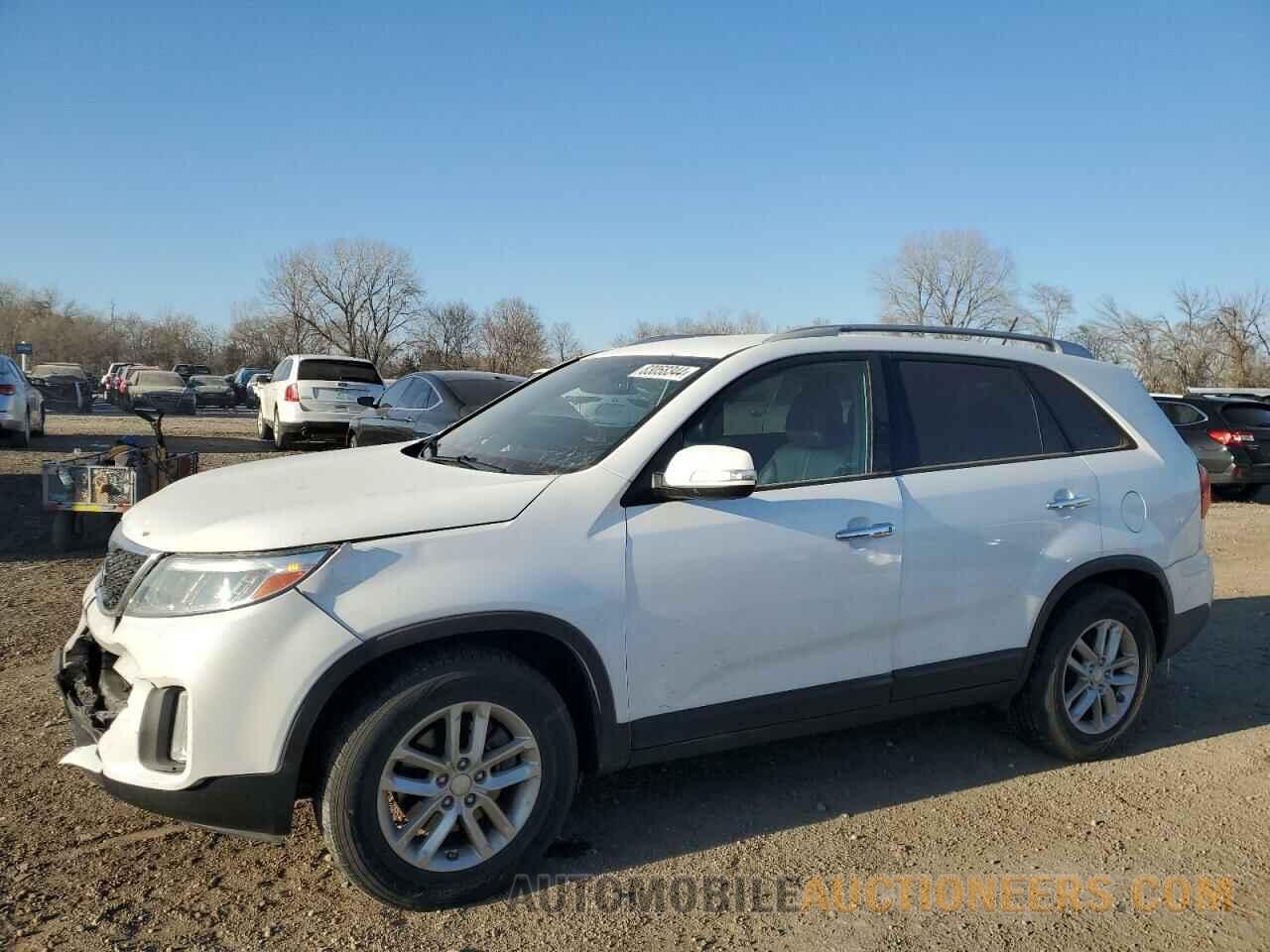 5XYKT3A64FG642129 KIA SORENTO 2015