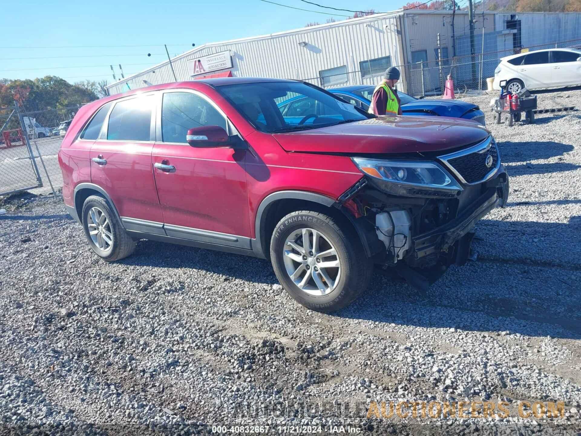 5XYKT3A65FG581244 KIA SORENTO 2015