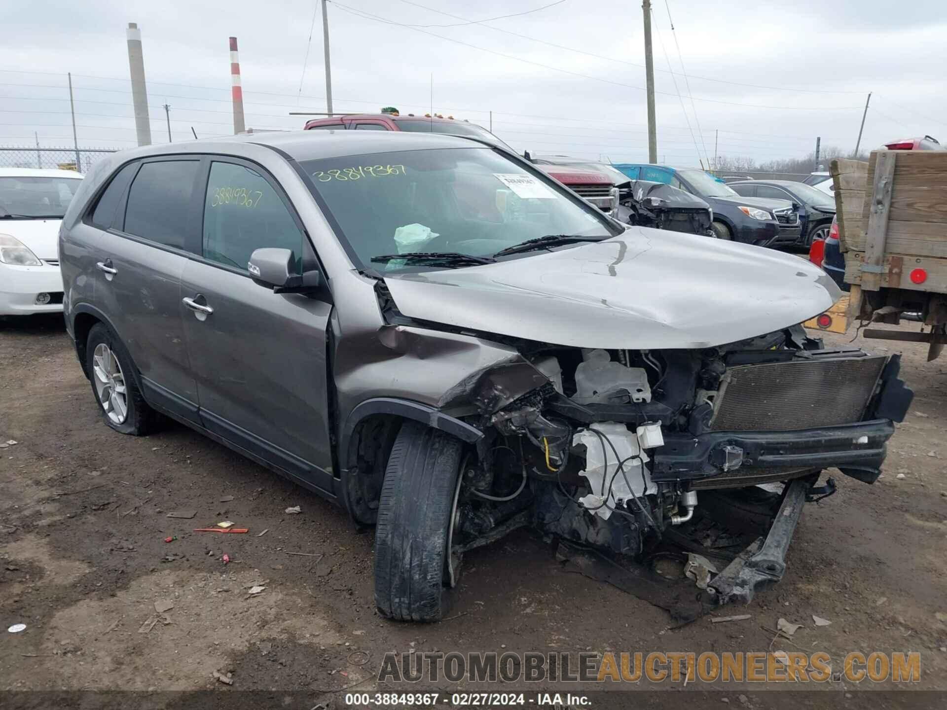 5XYKT3A65FG603033 KIA SORENTO 2015