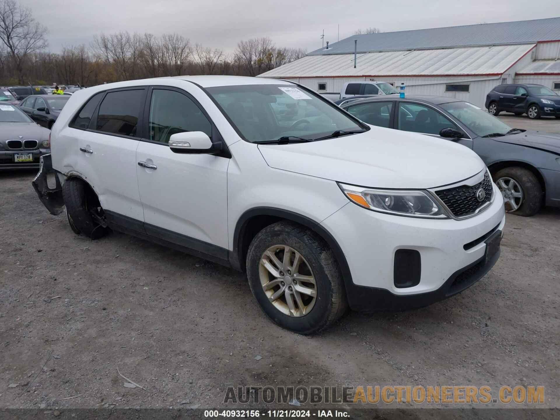 5XYKT3A65FG630992 KIA SORENTO 2015