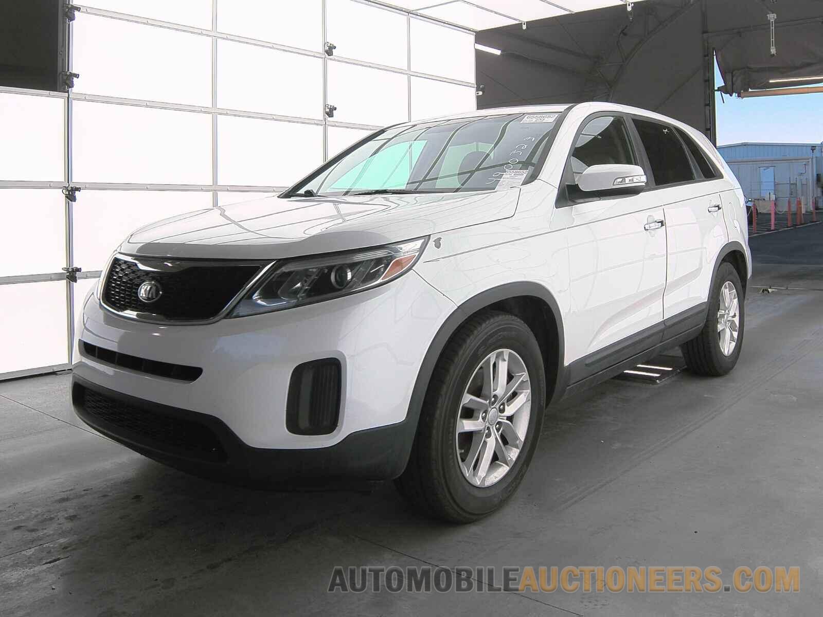 5XYKT3A66FG605826 Kia Sorento 2015