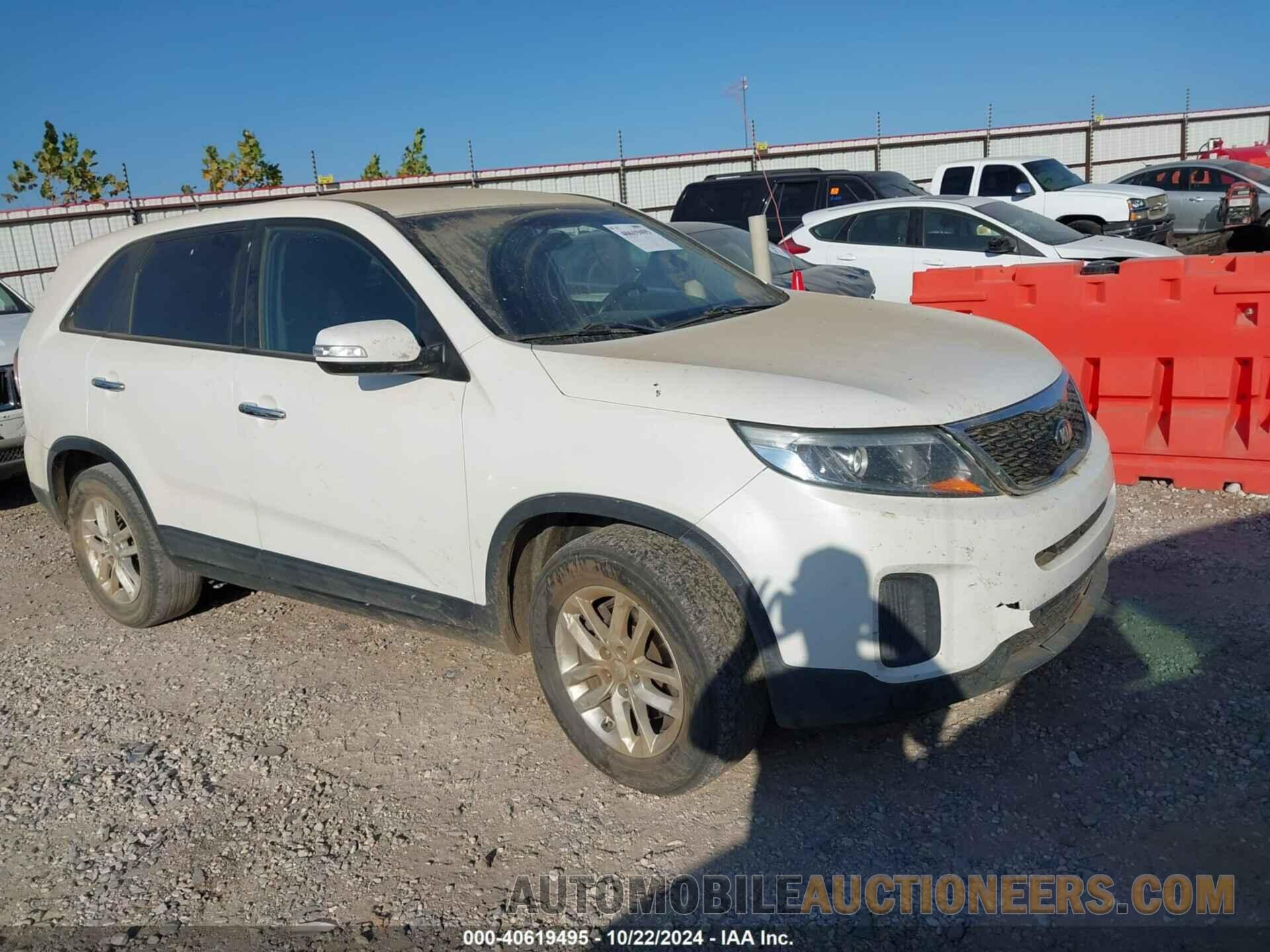 5XYKT3A66FG619130 KIA SORENTO 2015