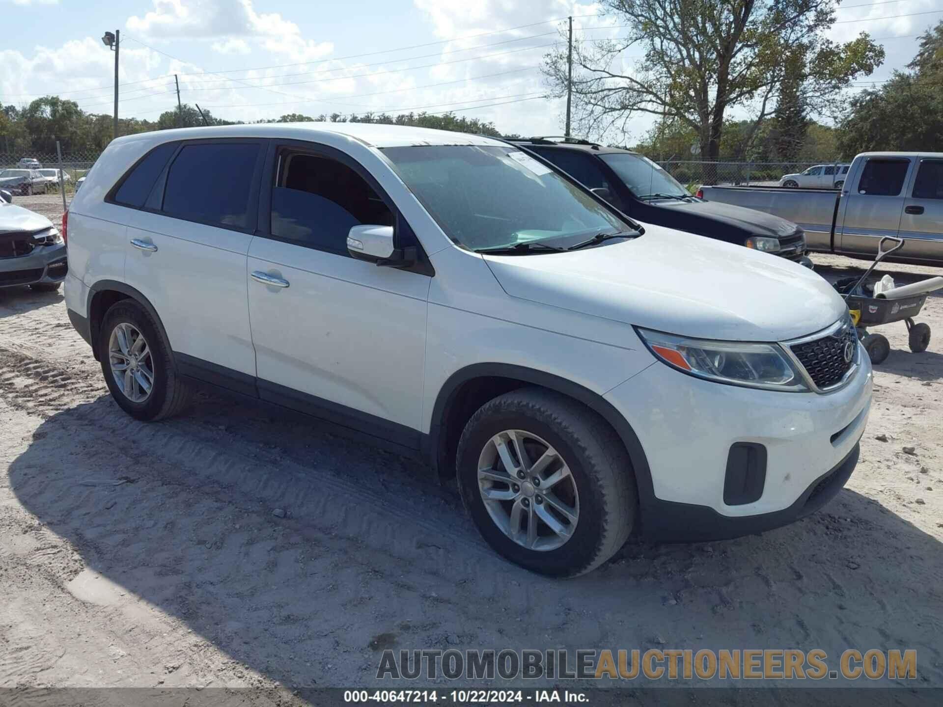 5XYKT3A67FG574151 KIA SORENTO 2015