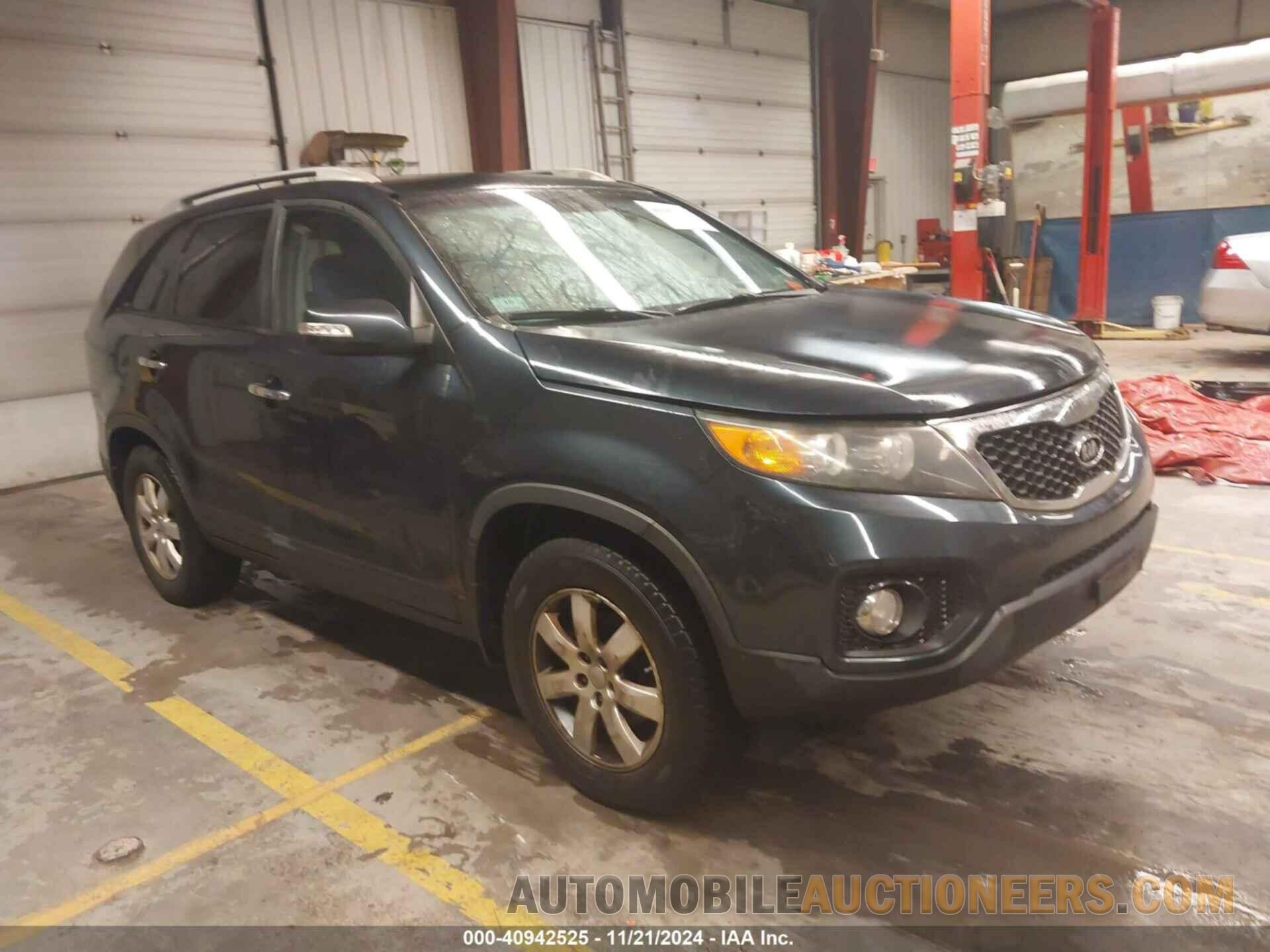 5XYKT3A68DG313267 KIA SORENTO 2013