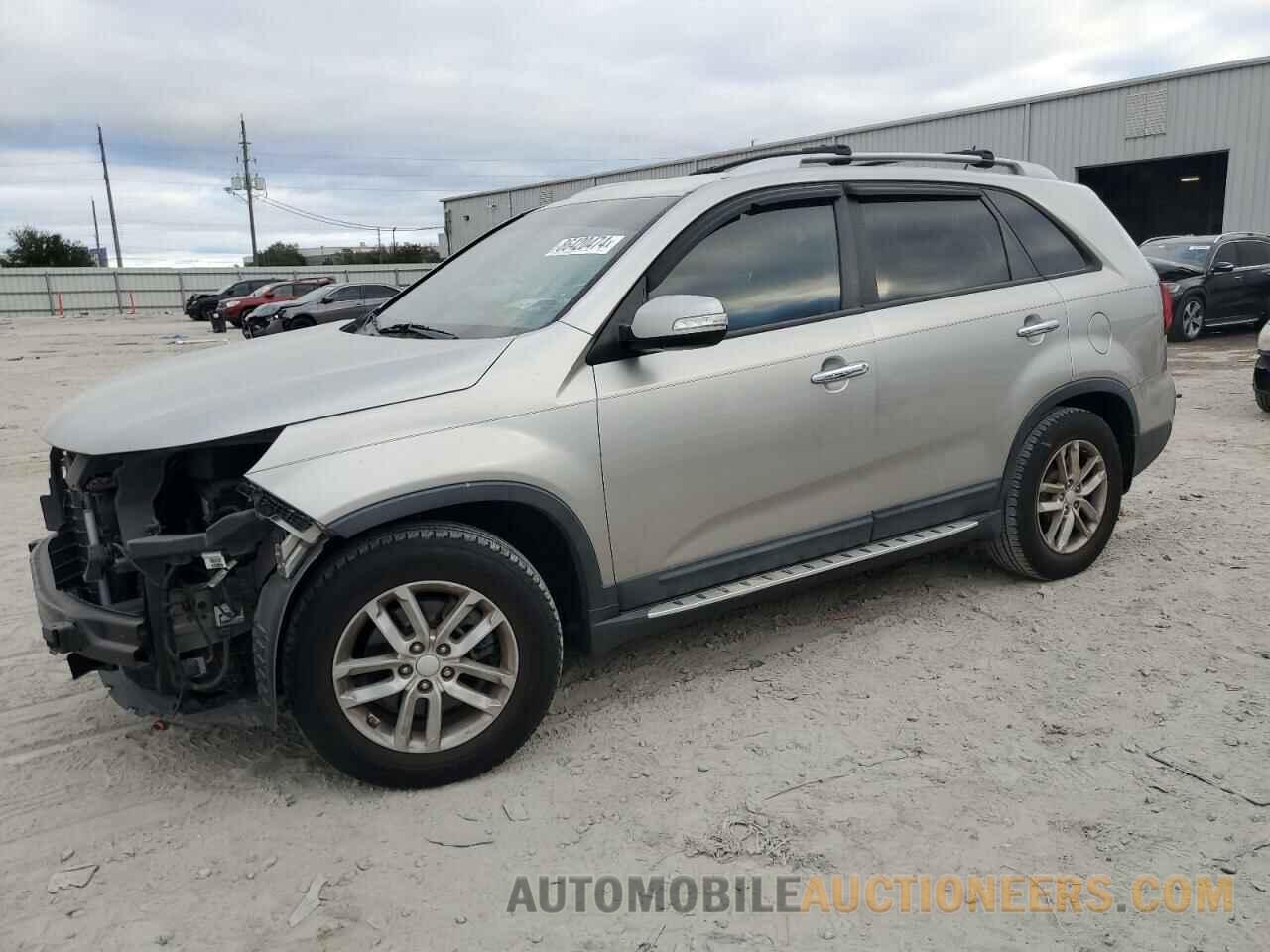 5XYKT3A68FG555589 KIA SORENTO 2015