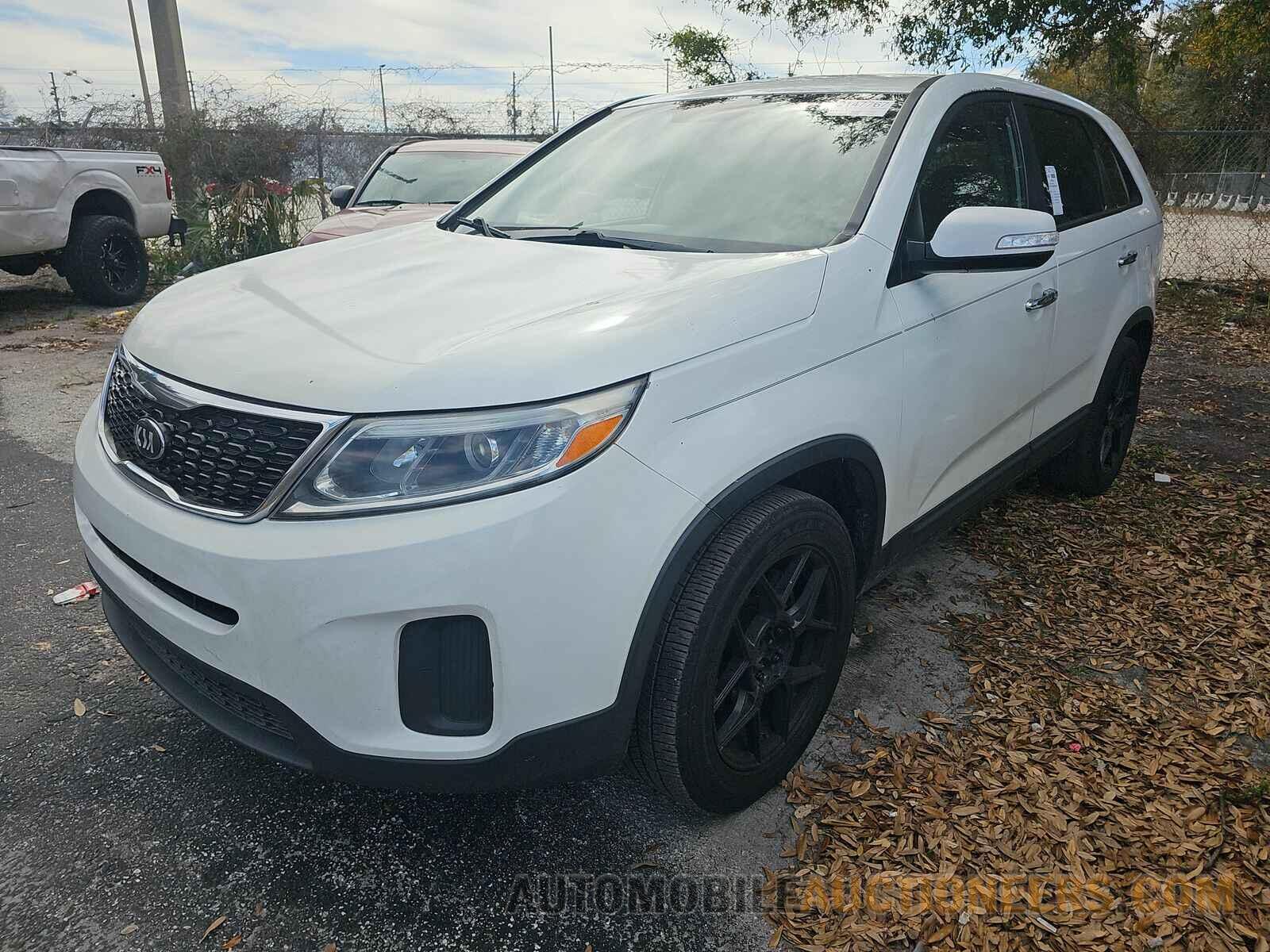 5XYKT3A68FG567919 Kia Sorento 2015