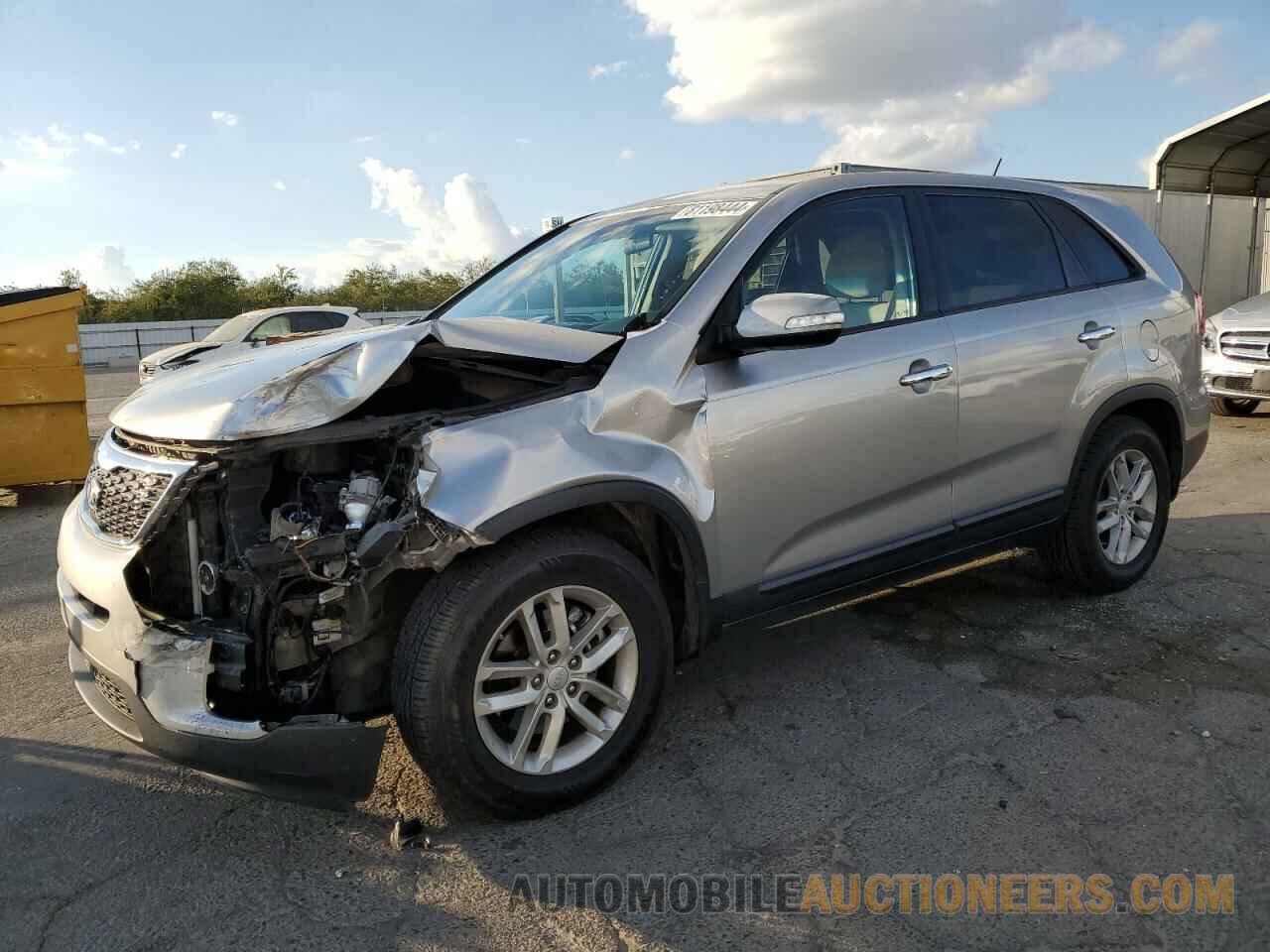 5XYKT3A68FG601874 KIA SORENTO 2015