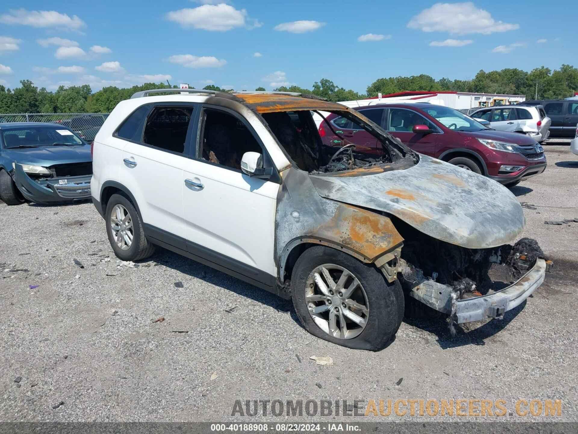 5XYKT3A69FG661906 KIA SORENTO 2015