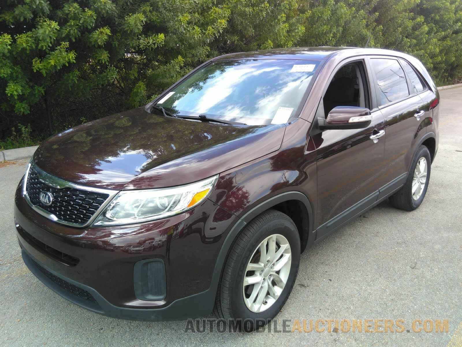 5XYKT3A6XFG661218 Kia Sorento 2015