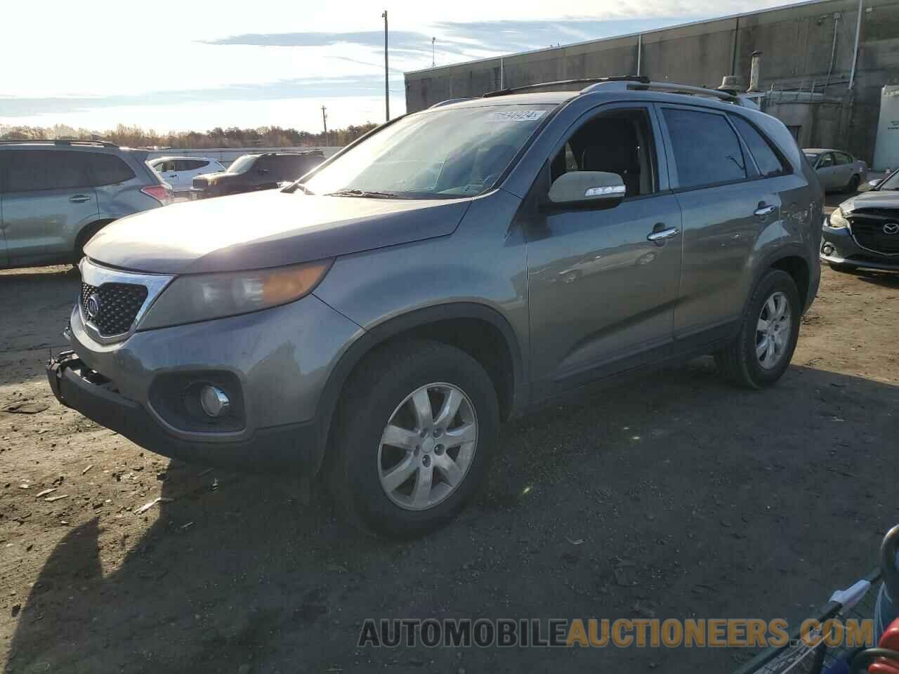 5XYKT4A12BG184305 KIA SORENTO 2011