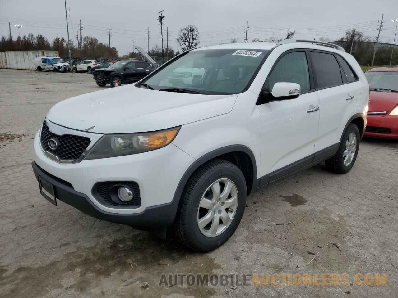 5XYKT4A15BG024077 KIA SORENTO 2011