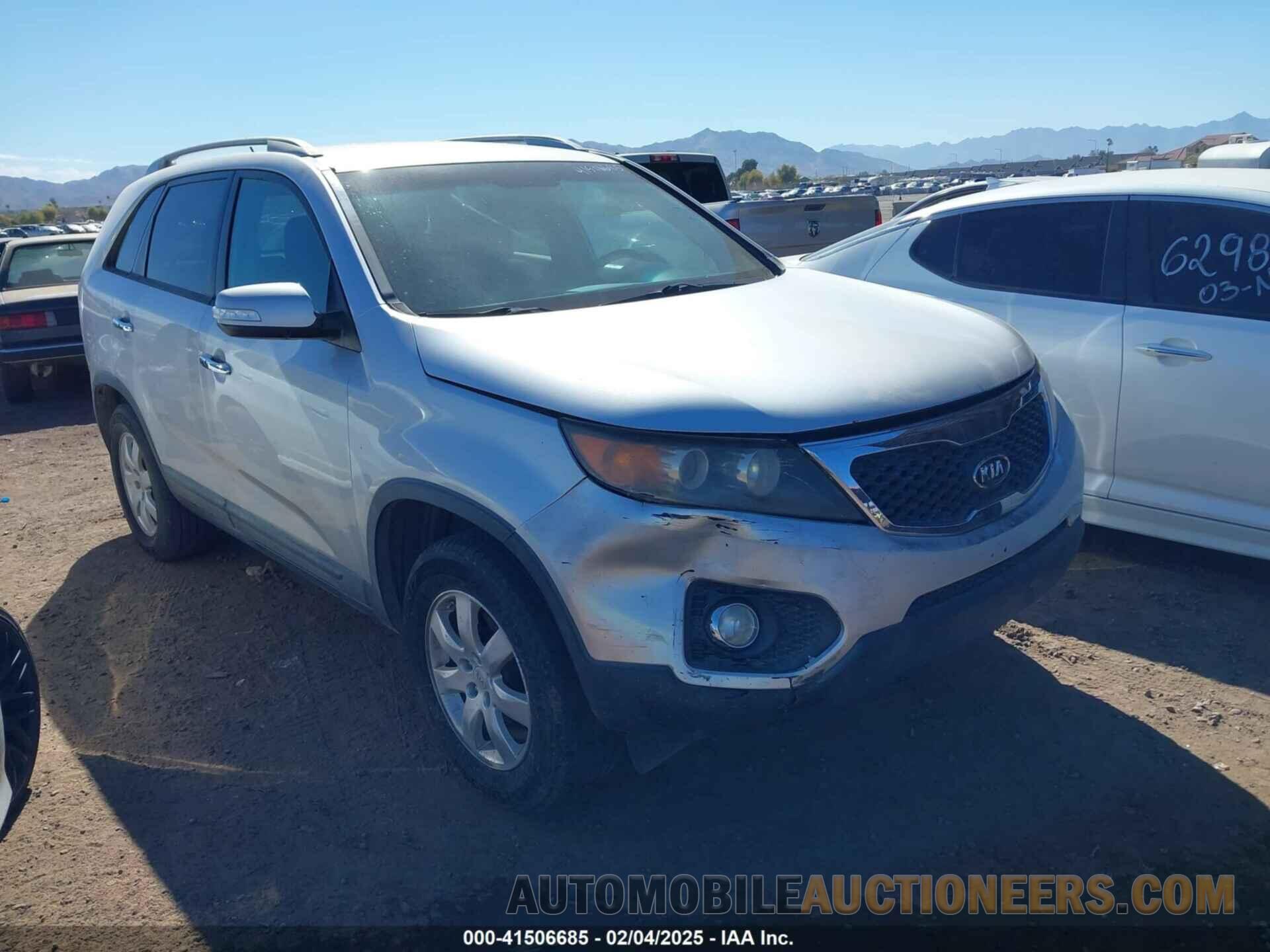 5XYKT4A16BG132997 KIA SORENTO 2011