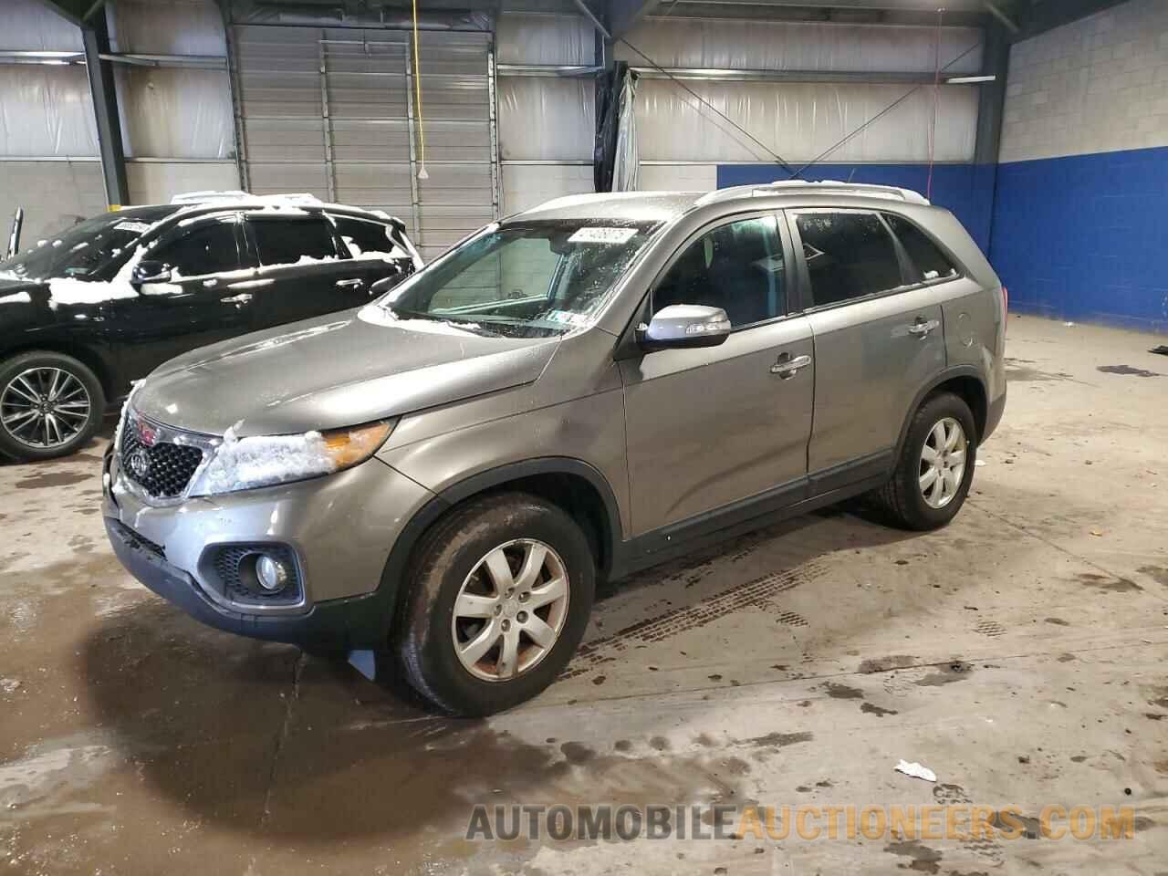 5XYKT4A16BG172240 KIA SORENTO 2011