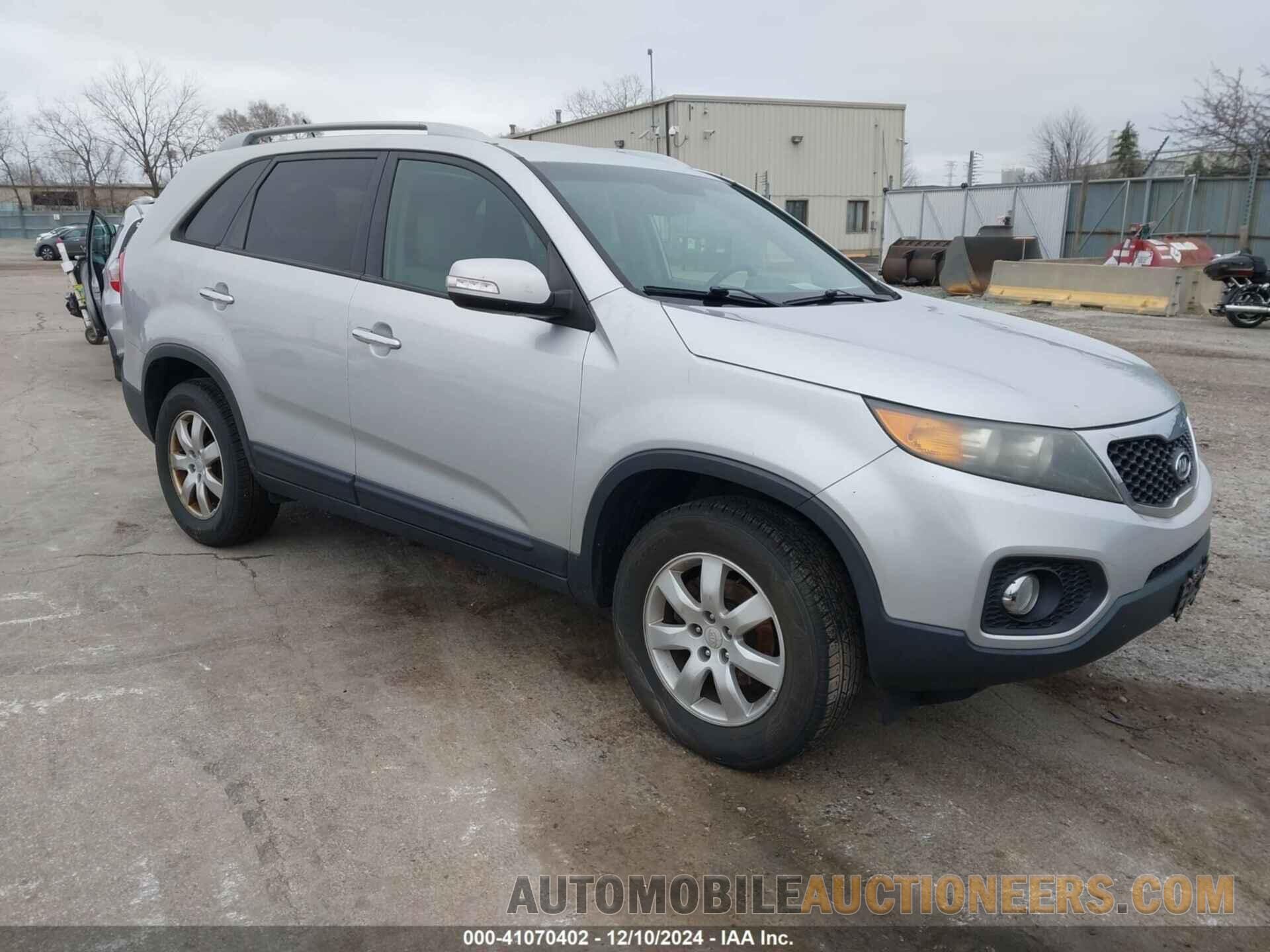 5XYKT4A19BG110704 KIA SORENTO 2011