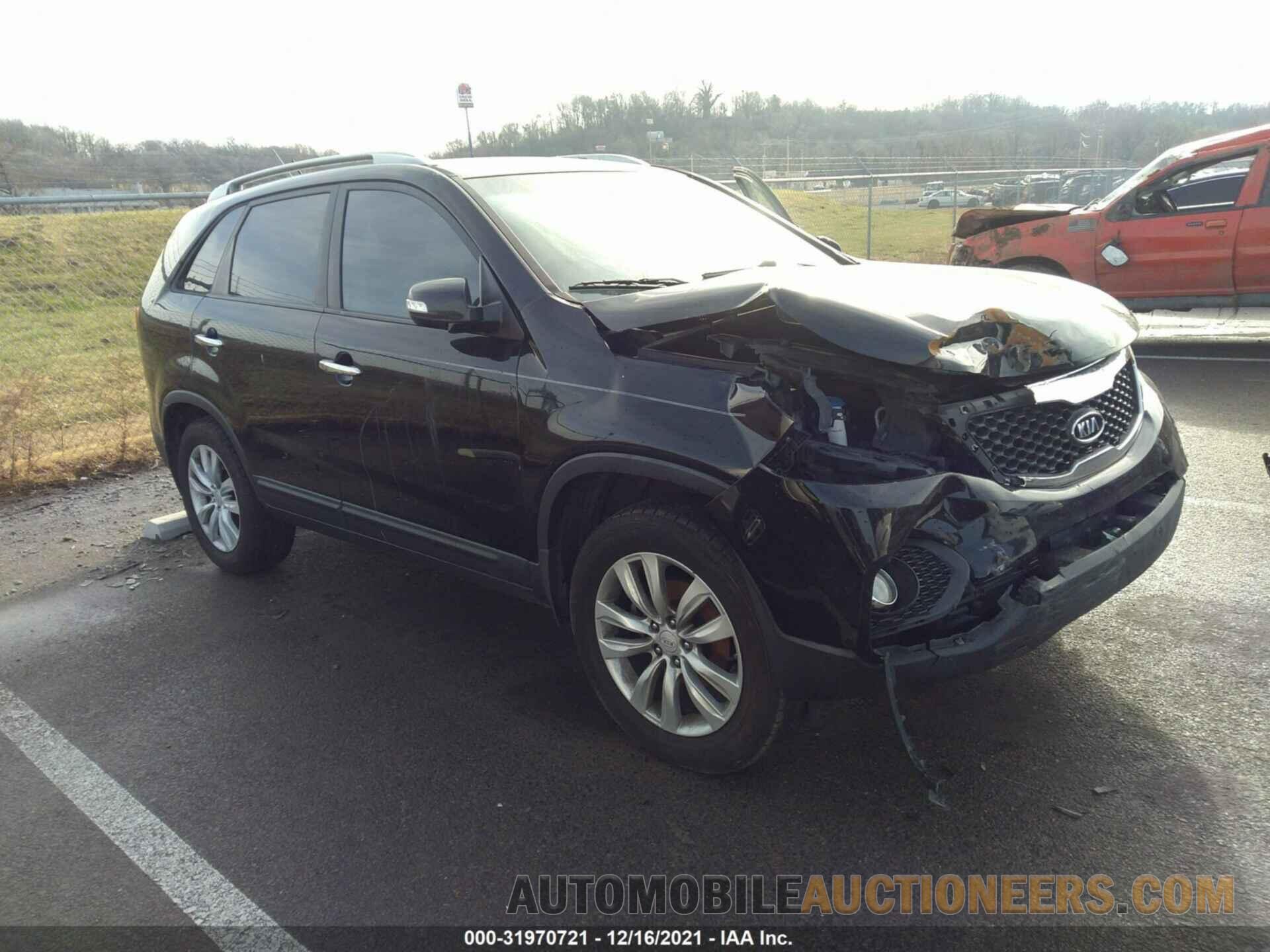 5XYKT4A22BG146811 KIA SORENTO 2011