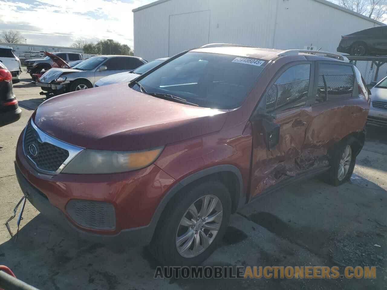 5XYKT4A23BG083170 KIA SORENTO 2011