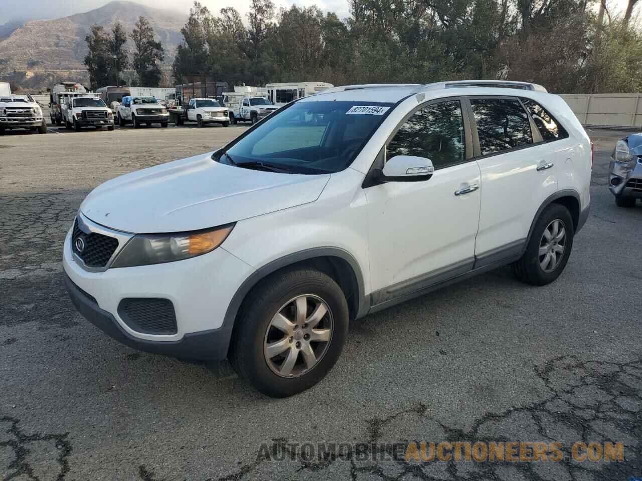 5XYKT4A25DG389760 KIA SORENTO 2013