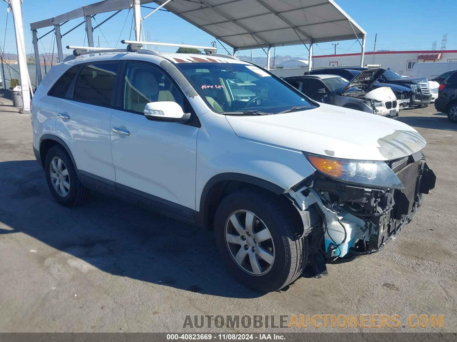 5XYKT4A28DG349687 KIA SORENTO 2013