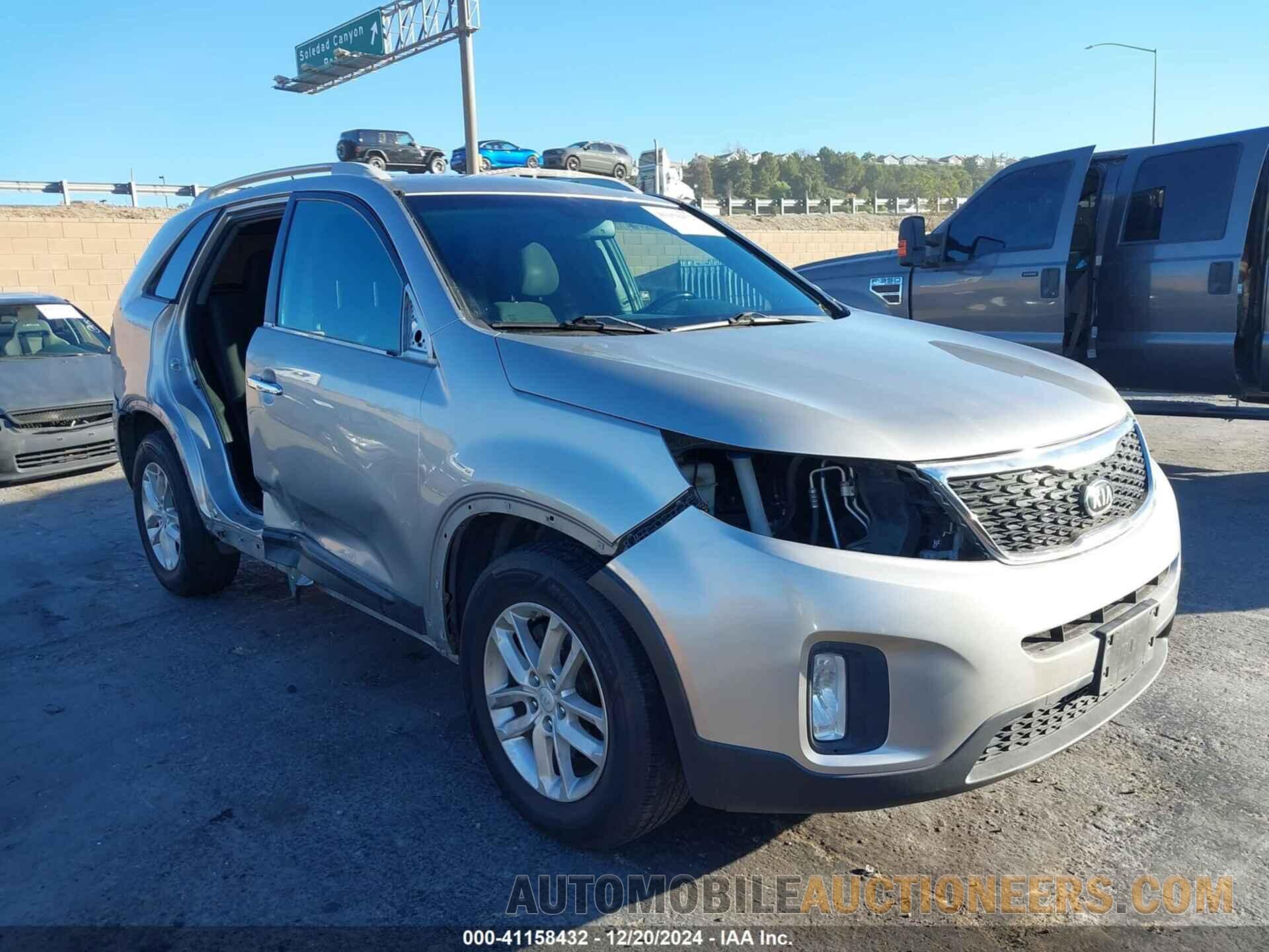 5XYKT4A60FG624989 KIA SORENTO 2015