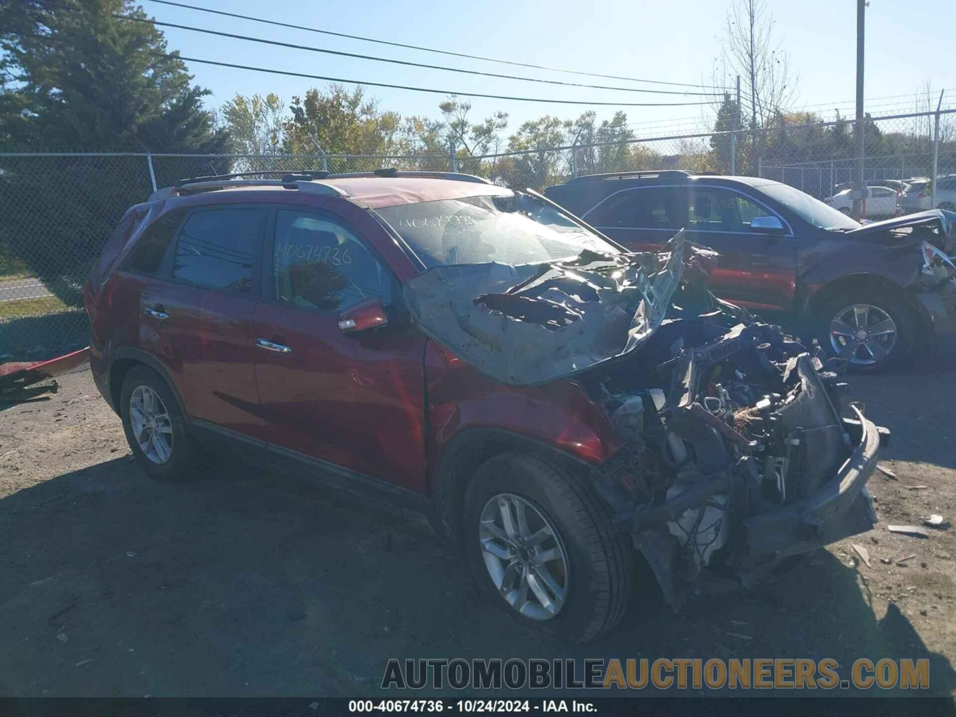 5XYKT4A61FG589766 KIA SORENTO 2015