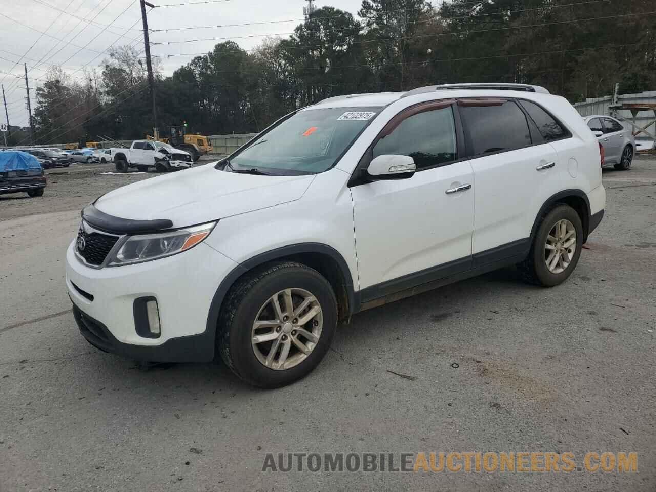 5XYKT4A62FG581613 KIA SORENTO 2015