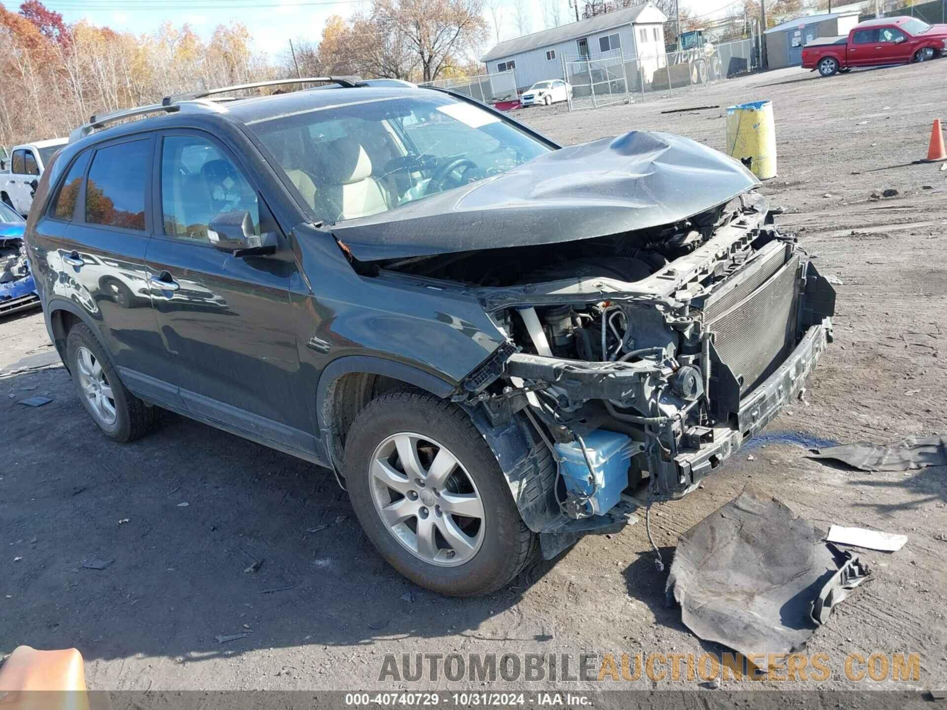 5XYKT4A64DG330587 KIA SORENTO 2013