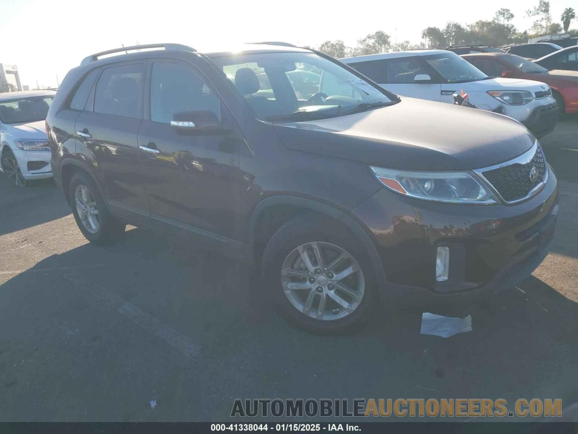 5XYKT4A64FG635008 KIA SORENTO 2015