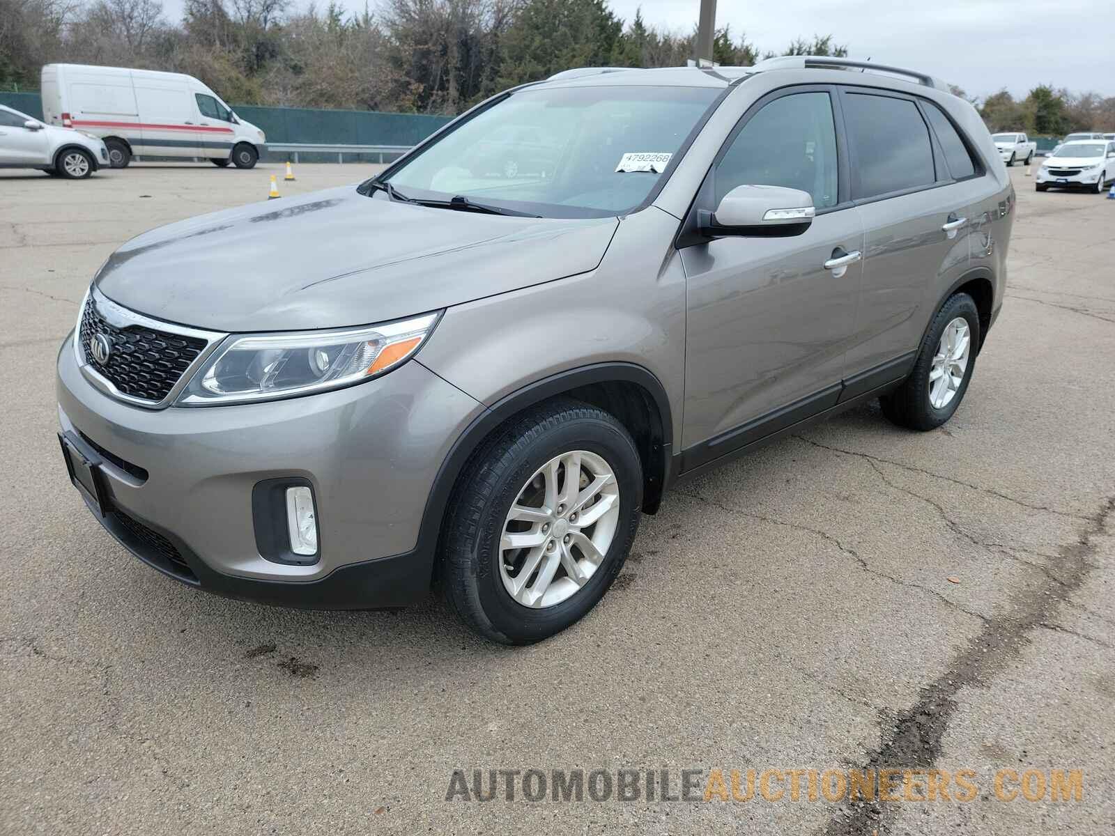 5XYKT4A66FG602091 Kia Sorento 2015