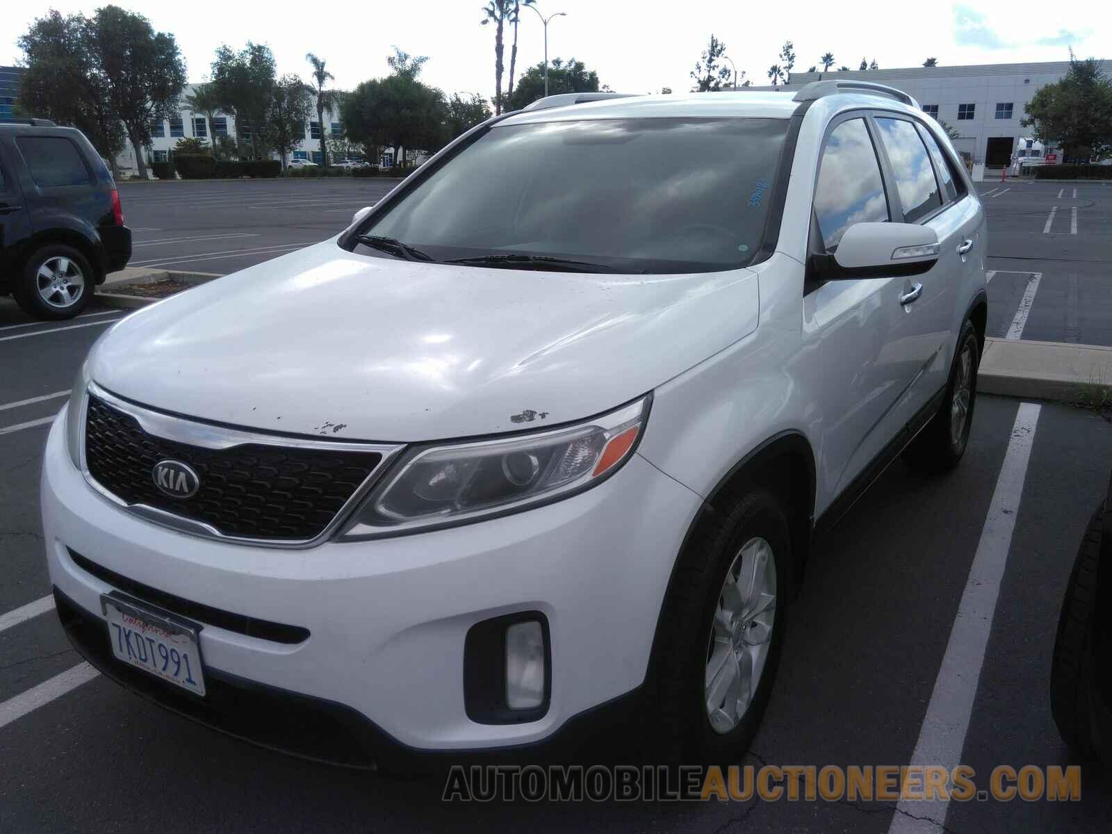 5XYKT4A66FG631753 Kia Sorento 2015