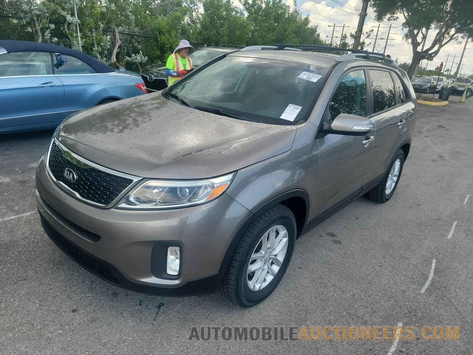 5XYKT4A66FG632756 Kia Sorento 2015