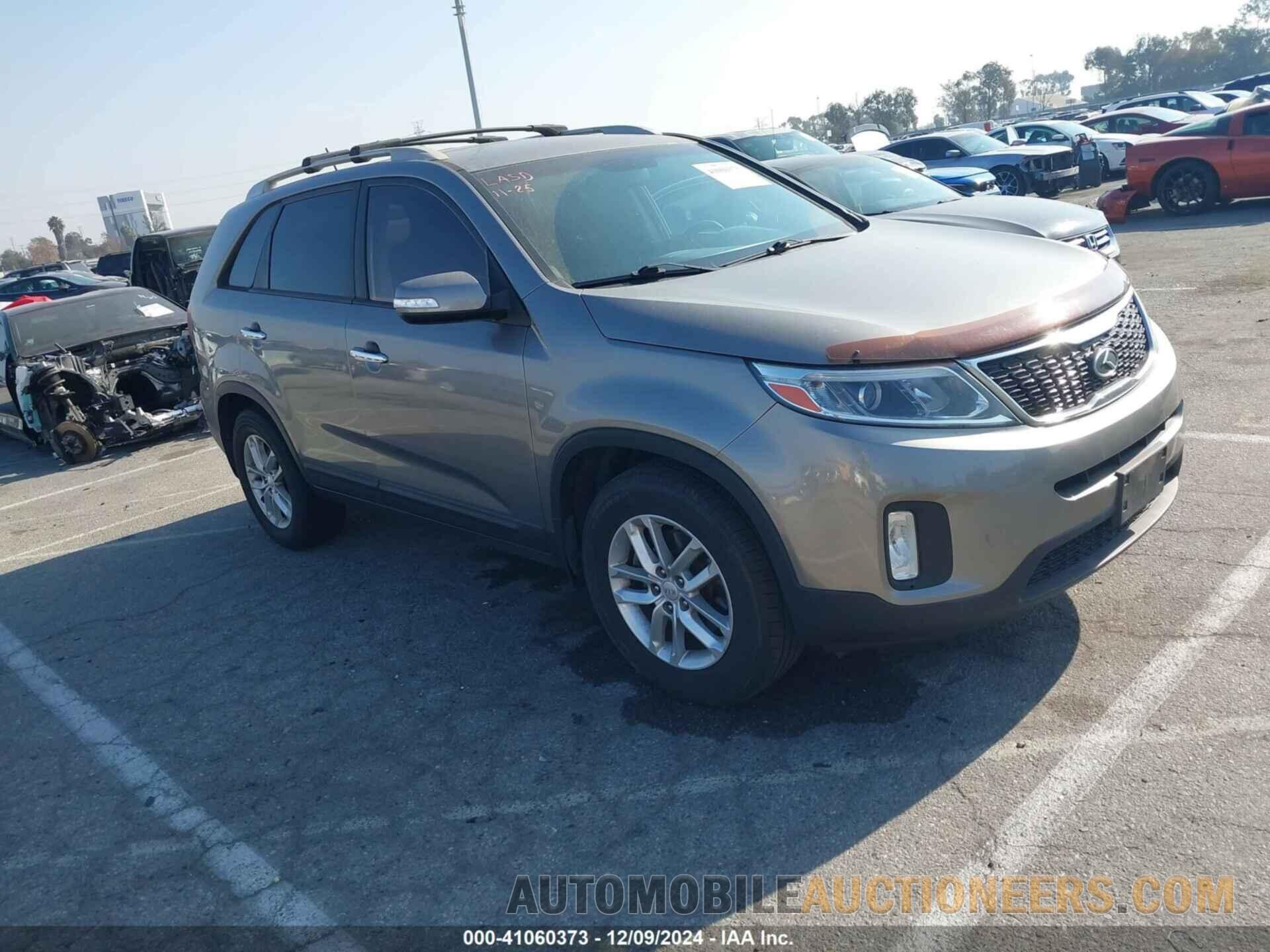 5XYKT4A67FG637562 KIA SORENTO 2015