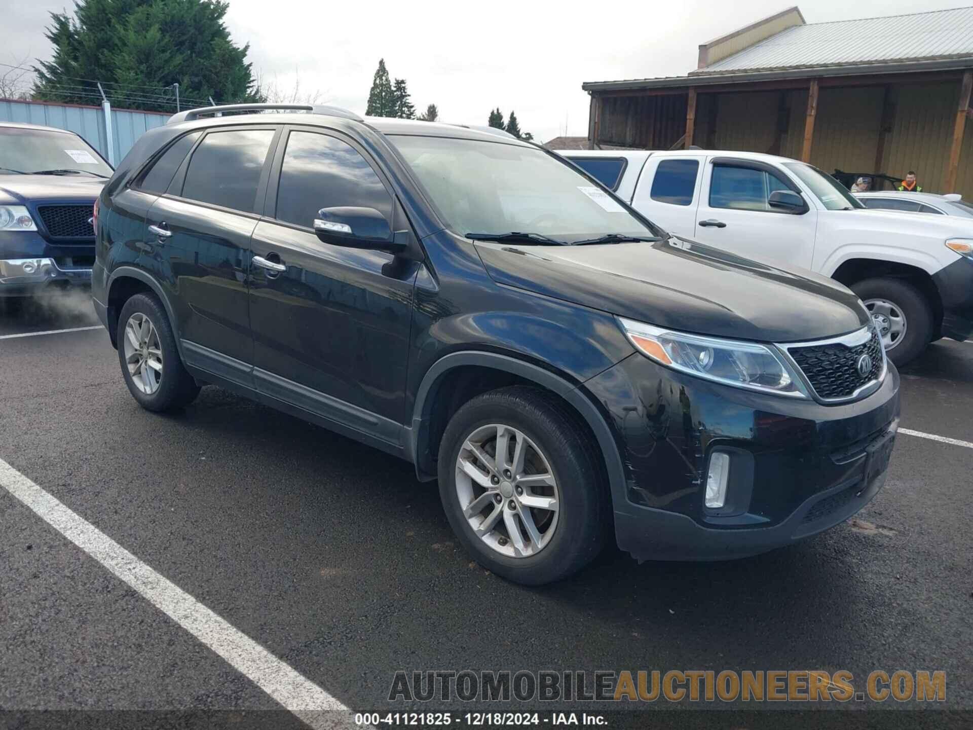 5XYKT4A67FG643197 KIA SORENTO 2015